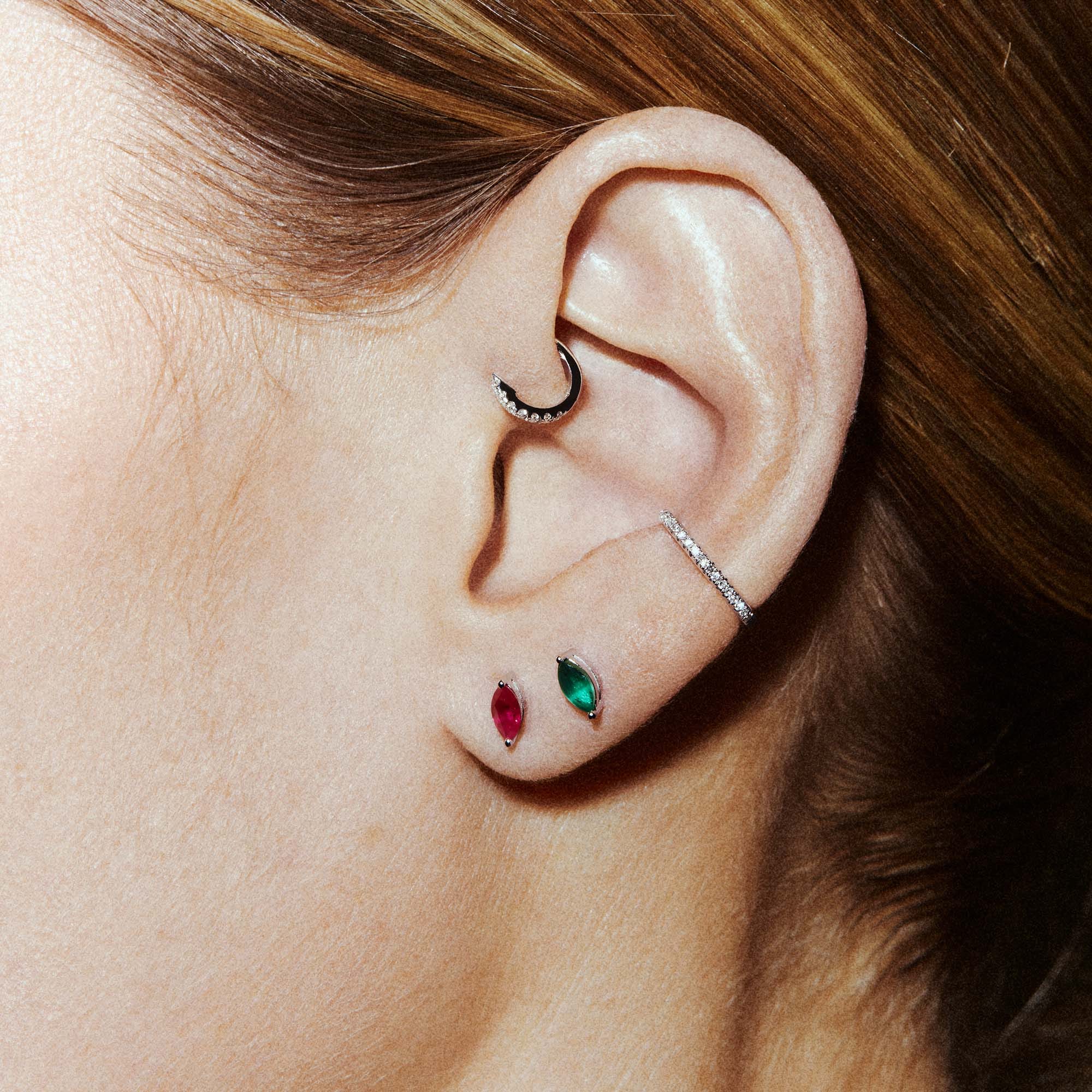 JUNO EAR CUFF - WHITE DIAMOND & WHITE GOLD made by ENNUI