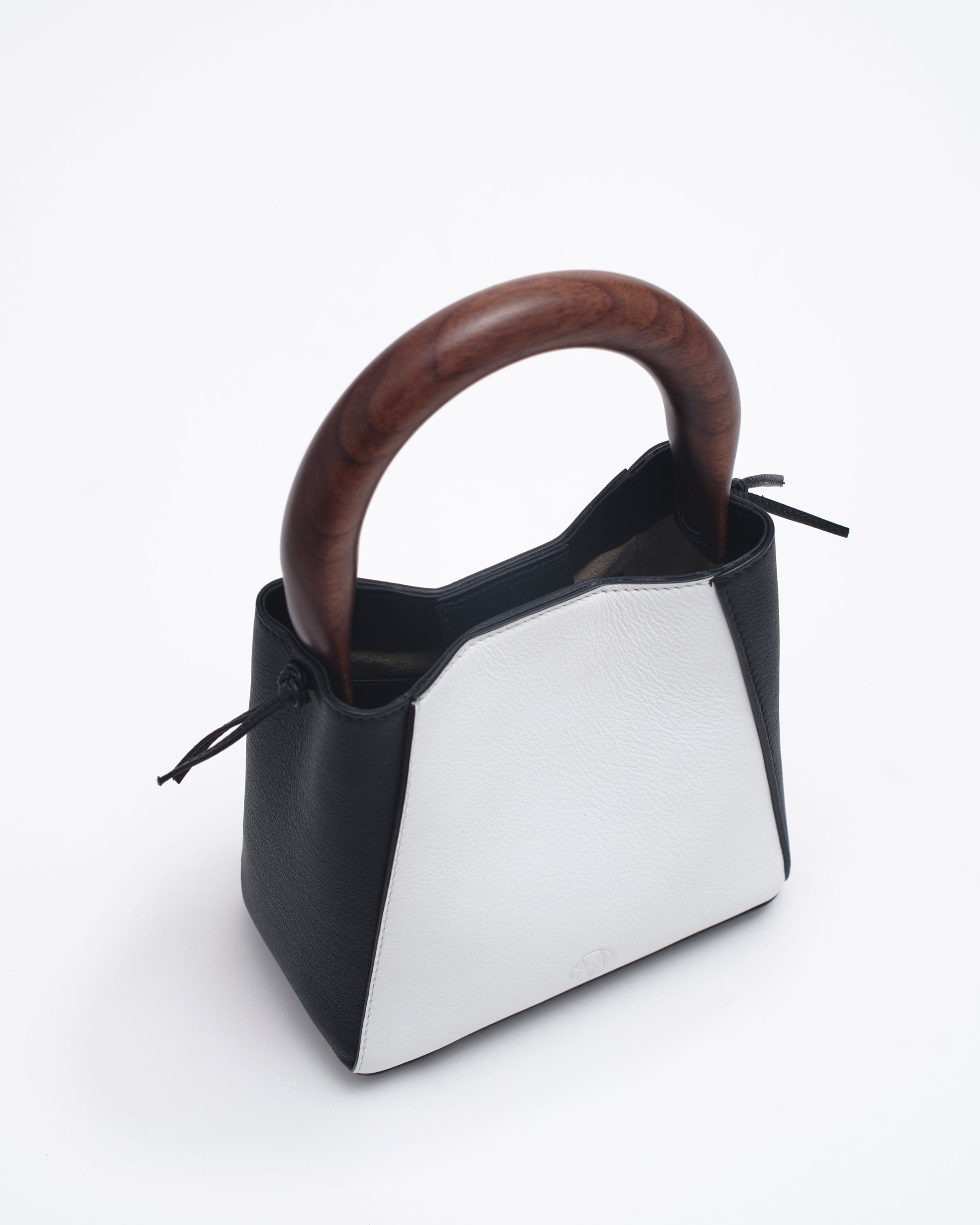 Quinta in White made by mas