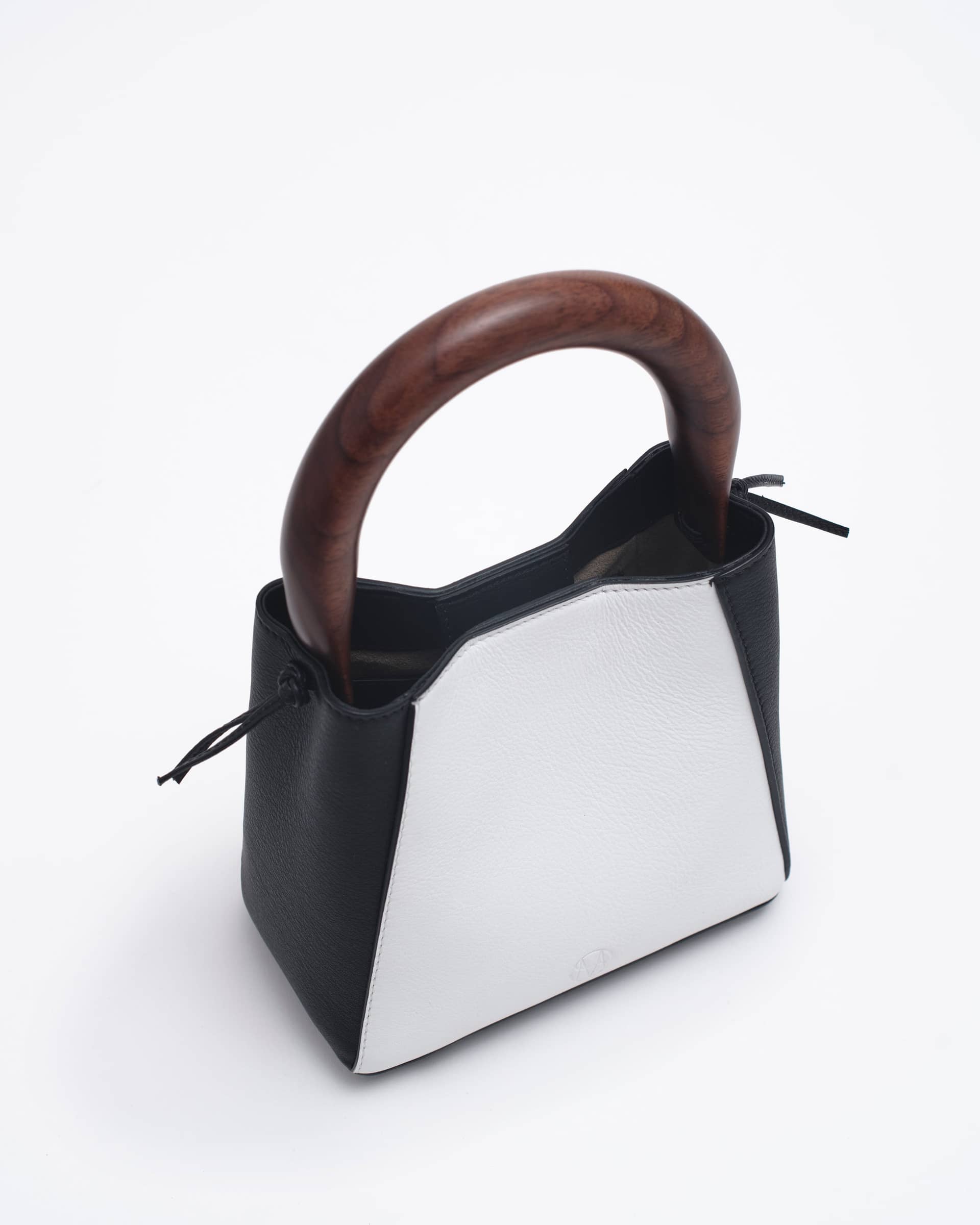 Quinta in White made by mas