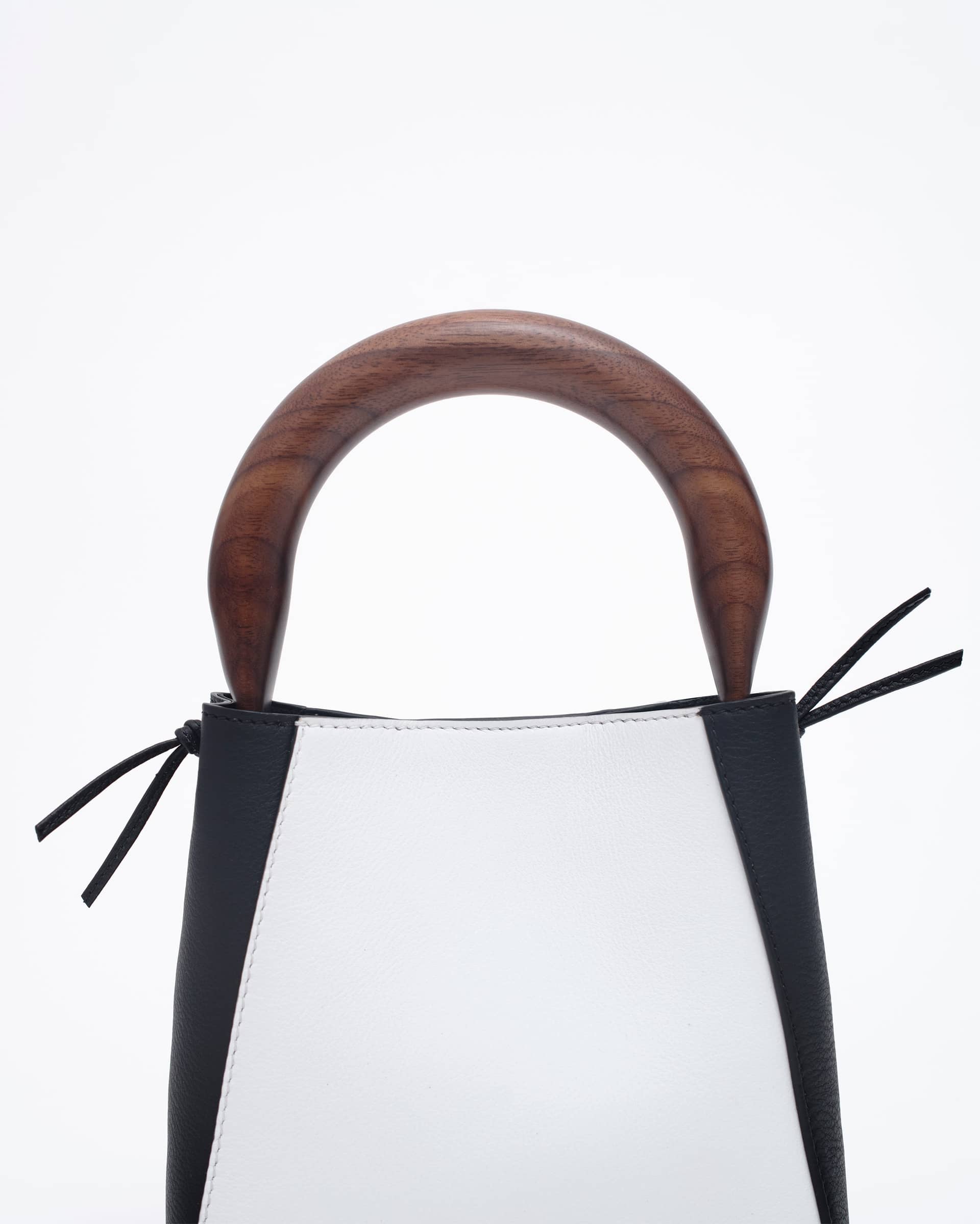 Quinta in White made by mas