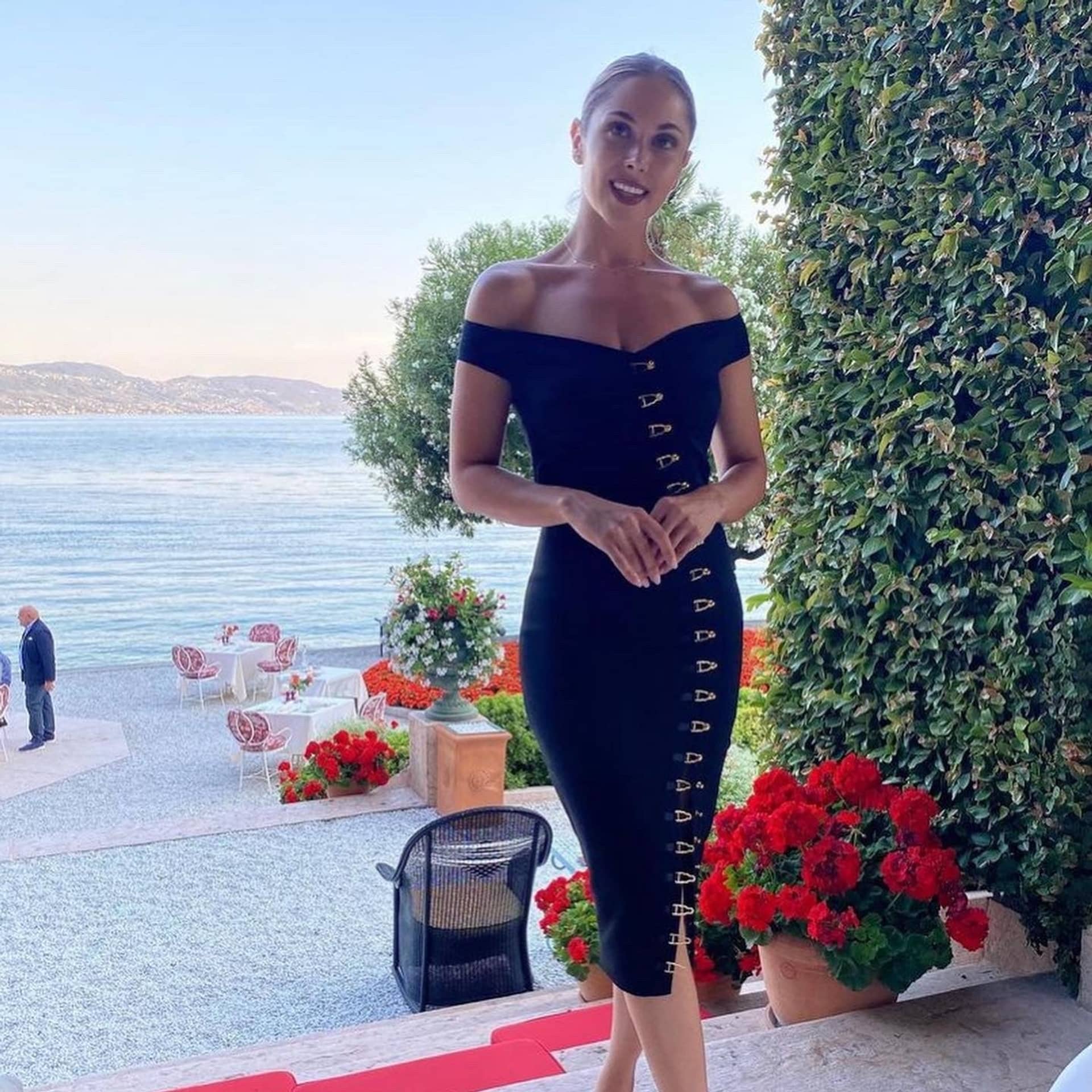 Ivy Dress Black made by MURMUR