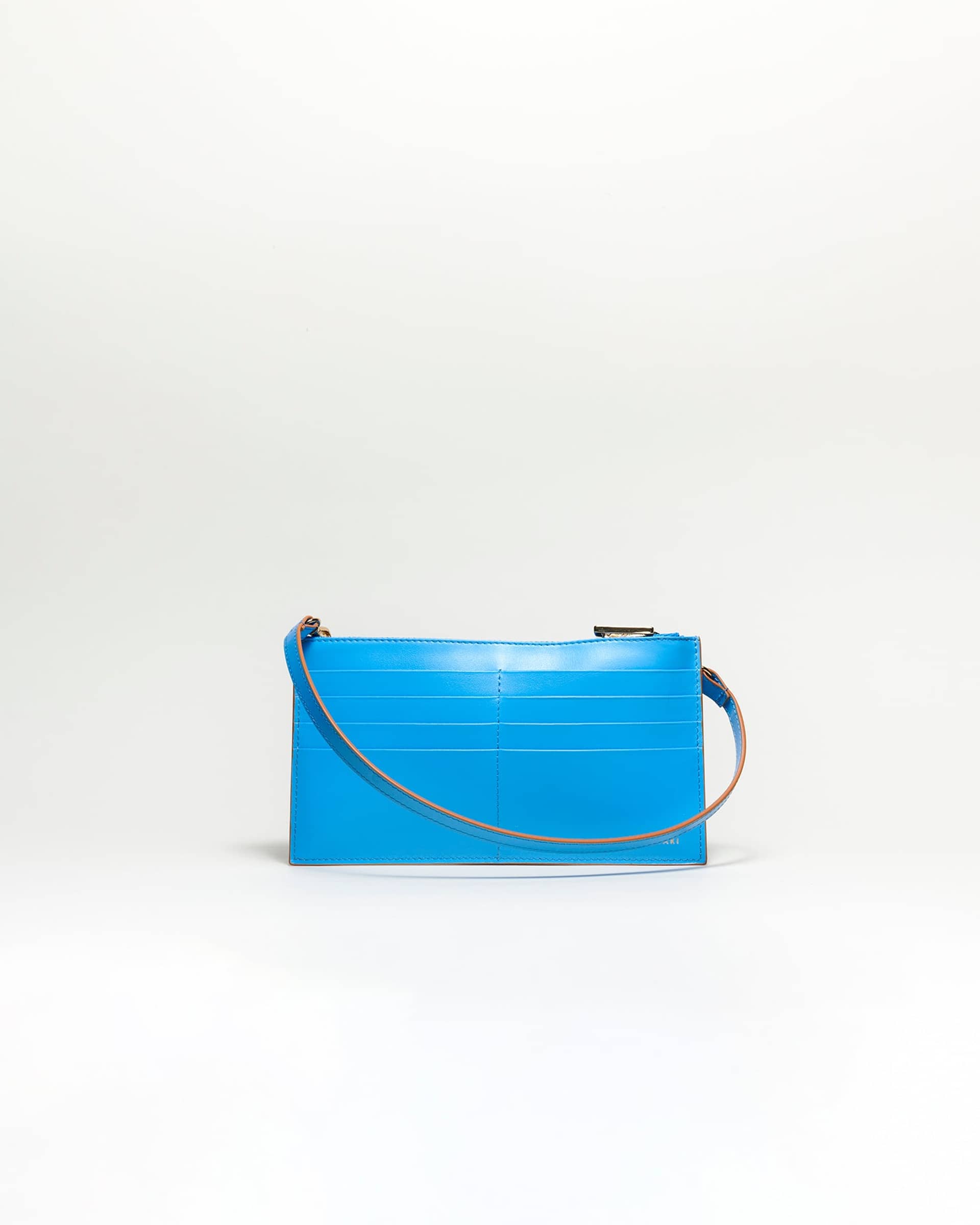 Bobby in Wave made by Sepi Agari