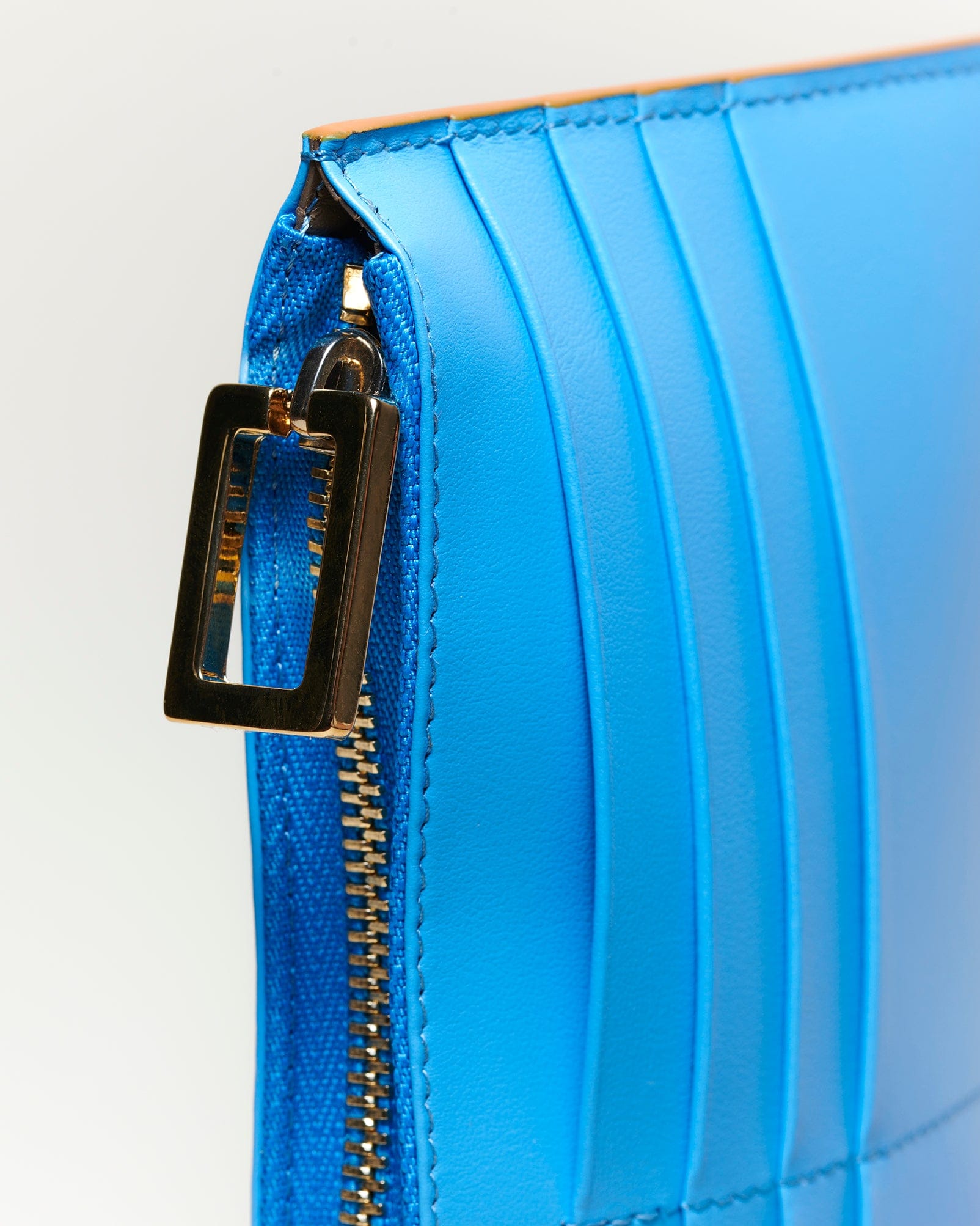 Bobby in Wave made by Sepi Agari