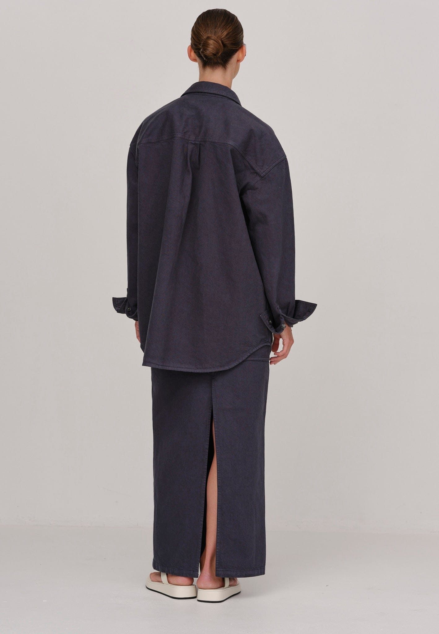 Aiden Shirt - Ebony made by HERSKIND