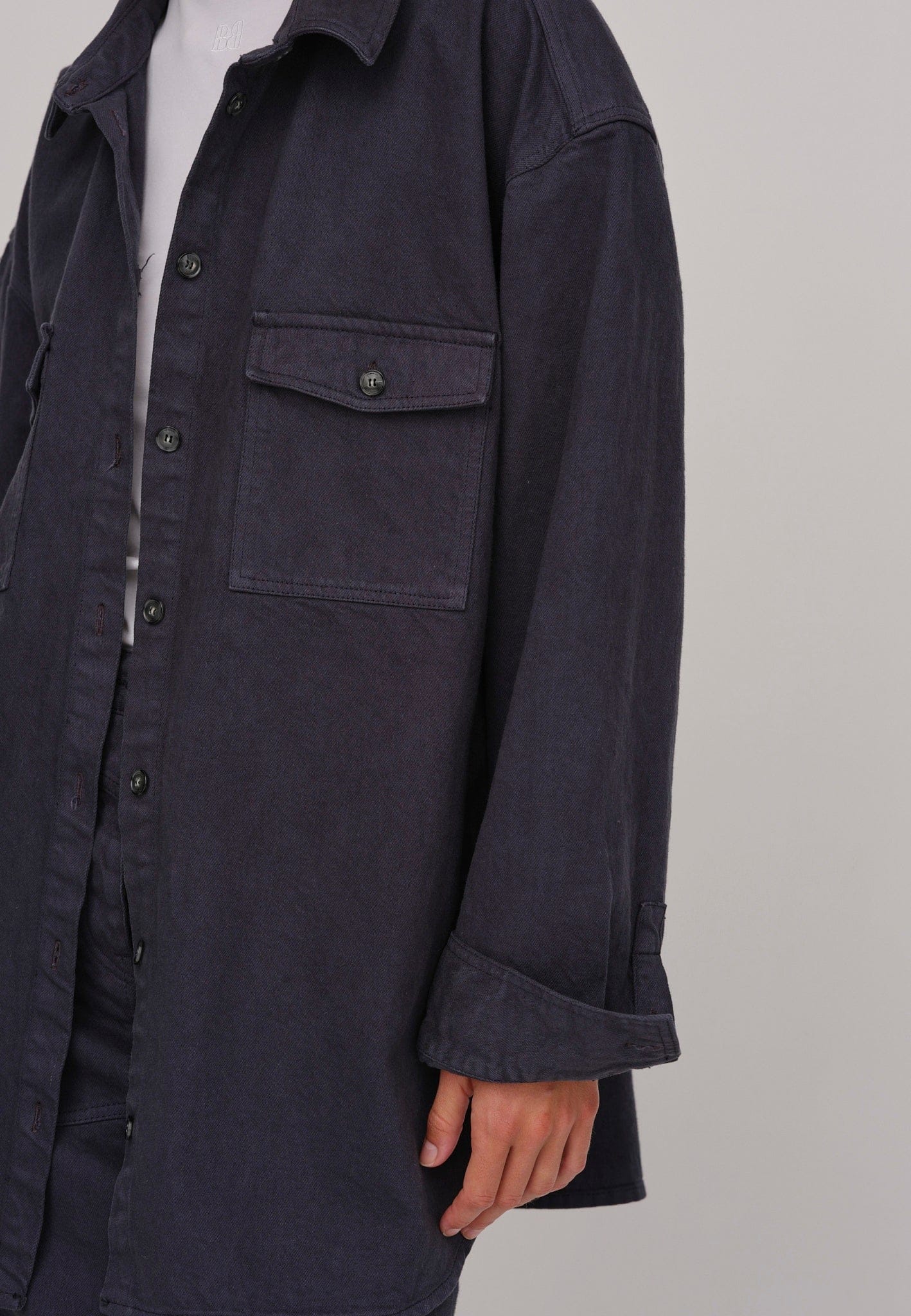 Aiden Shirt - Ebony made by HERSKIND