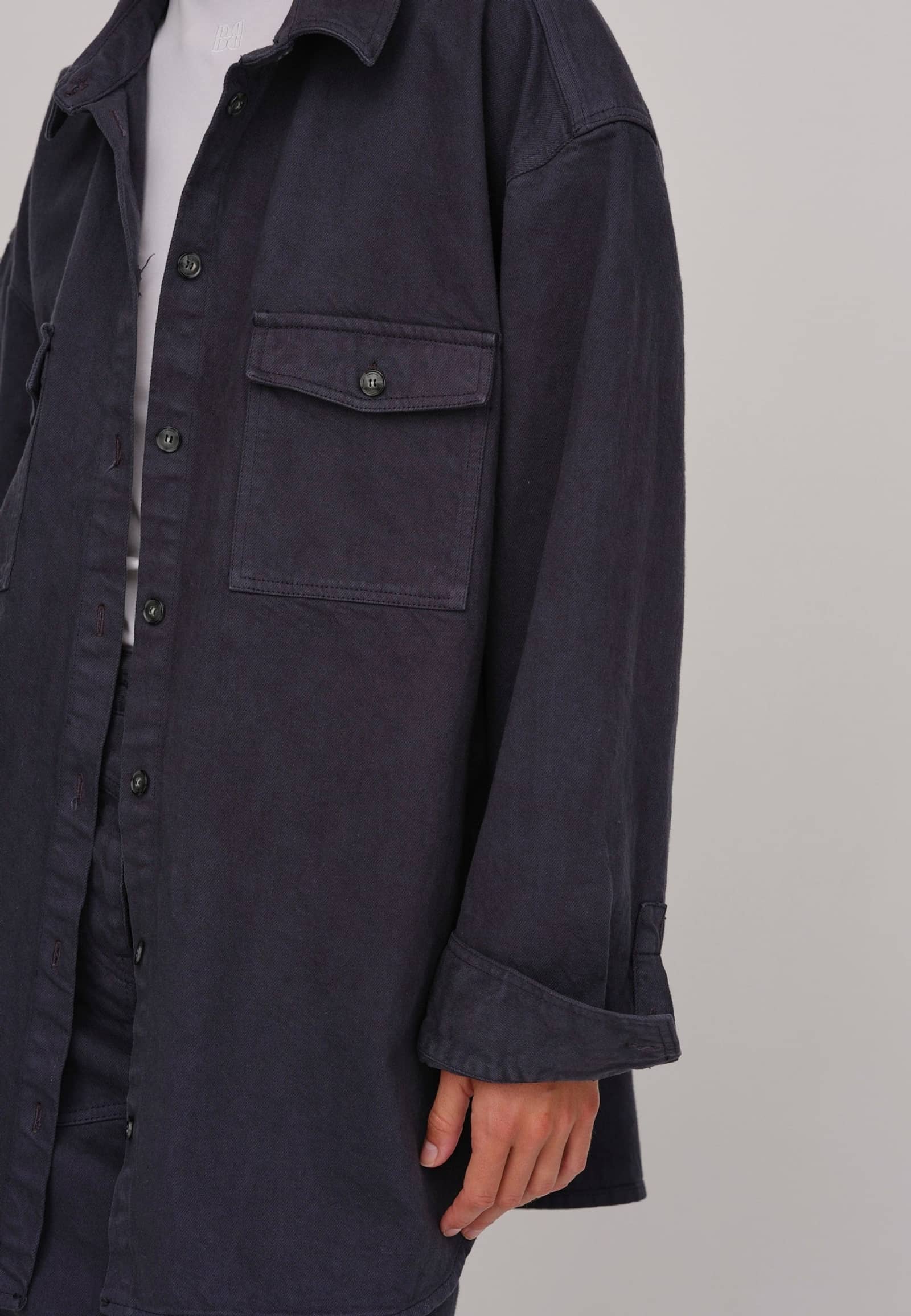 Aiden Shirt - Ebony made by HERSKIND