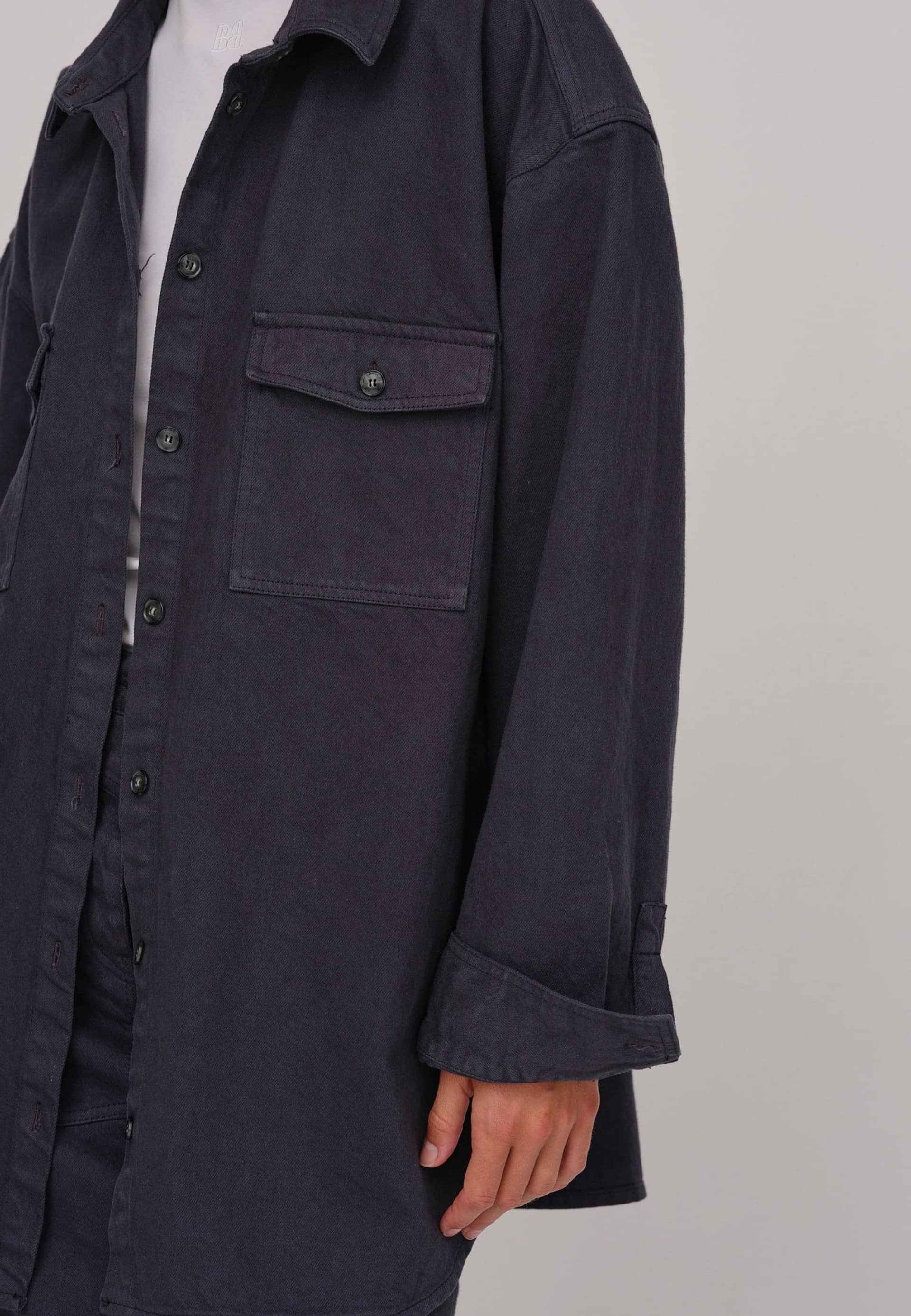 Aiden Shirt - Ebony made by HERSKIND