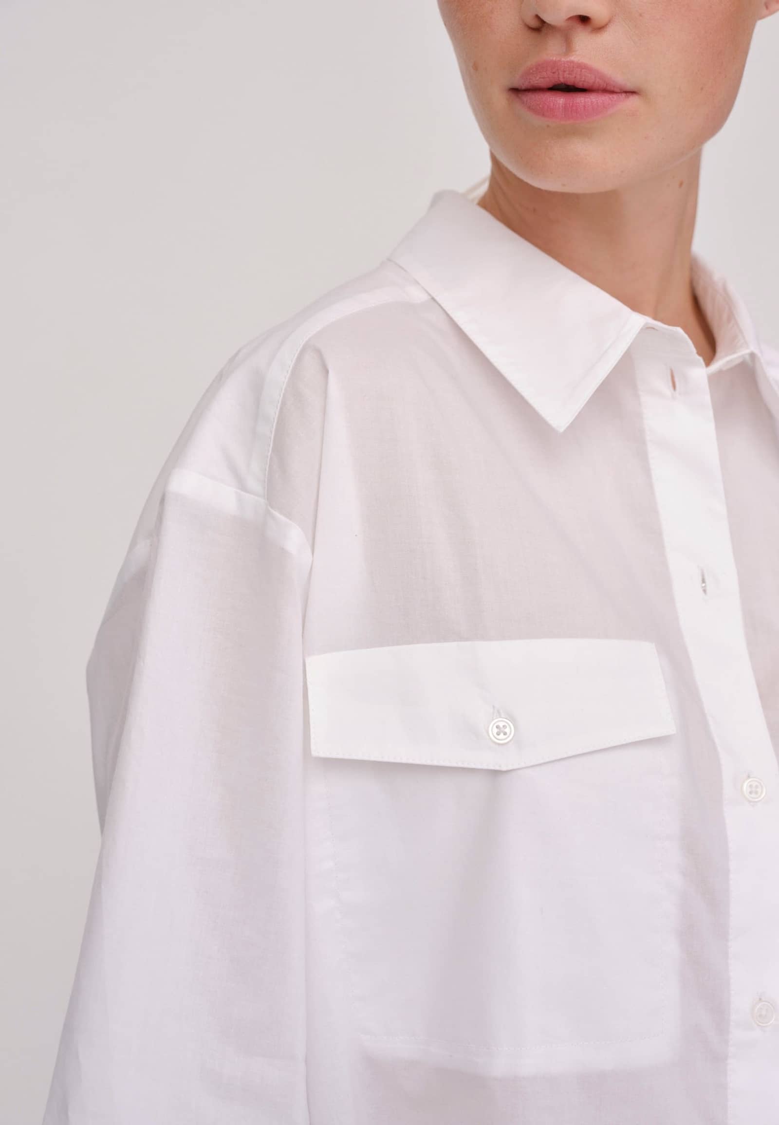 Helle Shirt - White made by HERSKIND
