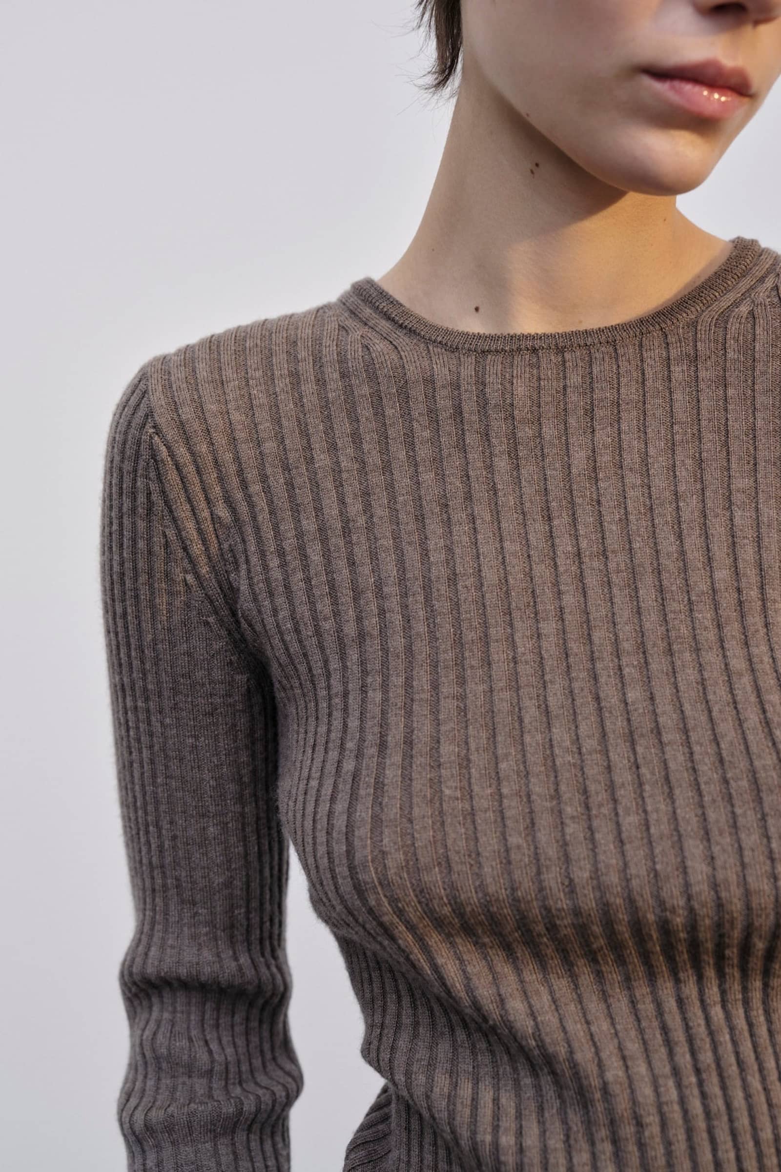 Camb Blouse Merino Wool - Earth made by HERSKIND