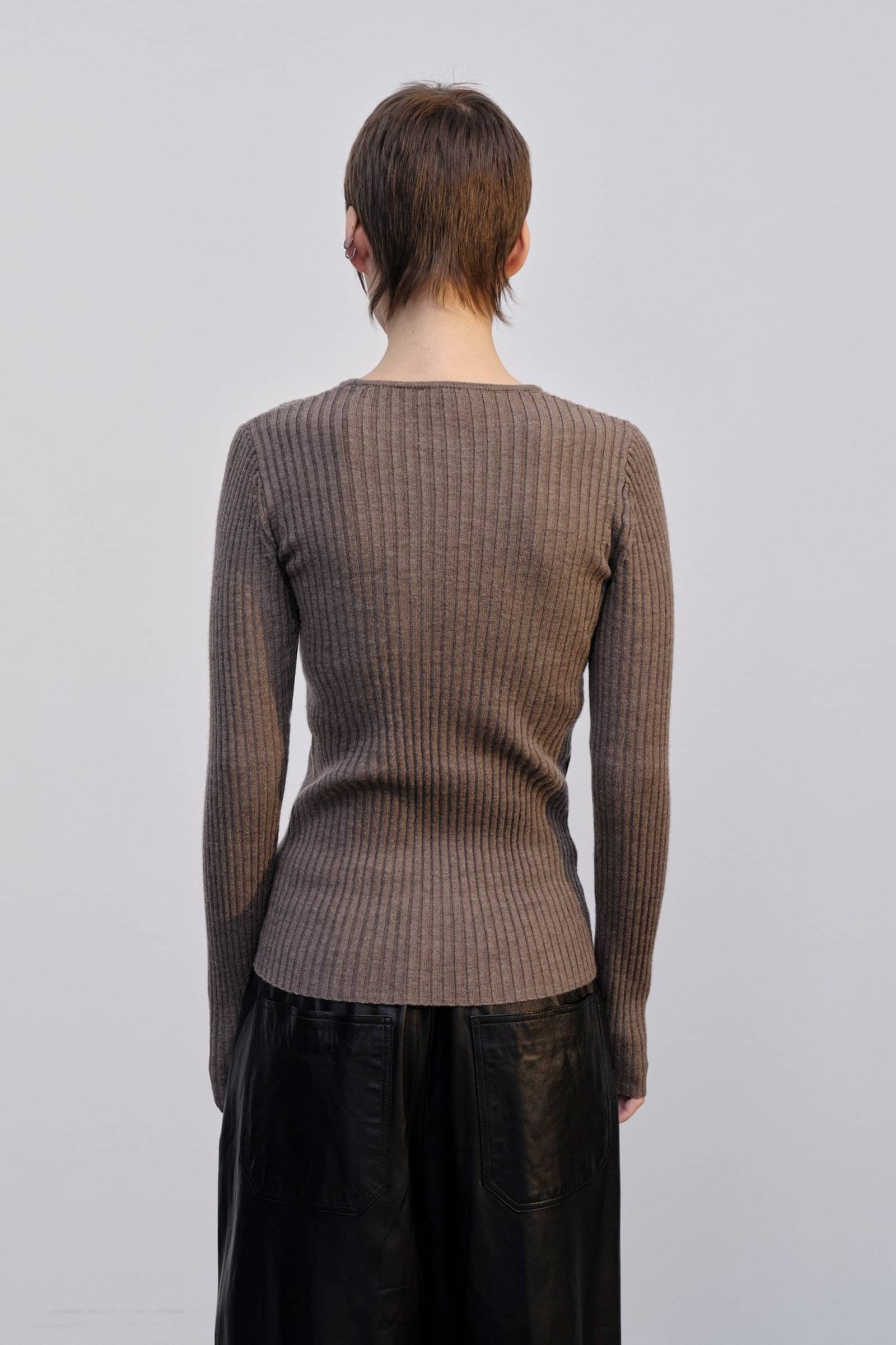 Camb Blouse Merino Wool - Earth made by HERSKIND