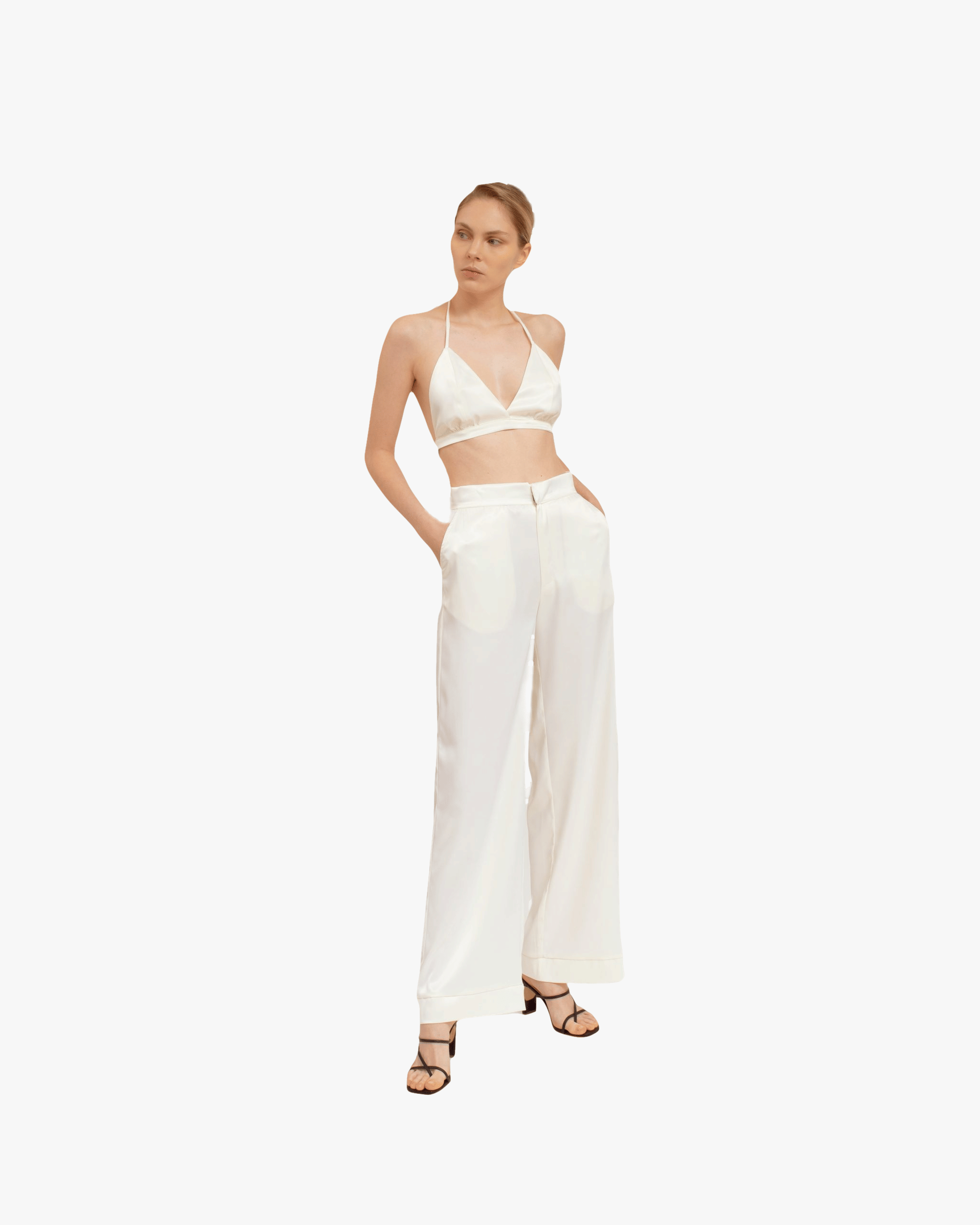 Trousers in White made by Camila Sarmiento