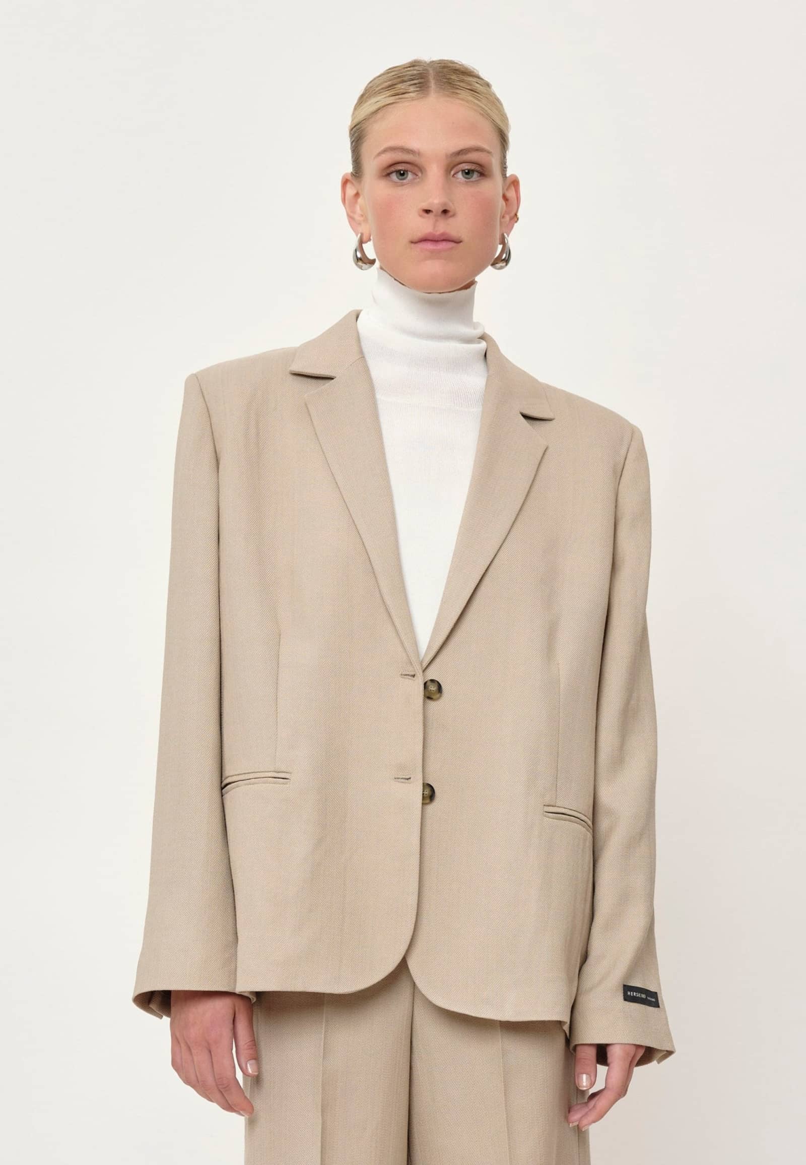 Lennon Blazer - Croissant made by HERSKIND