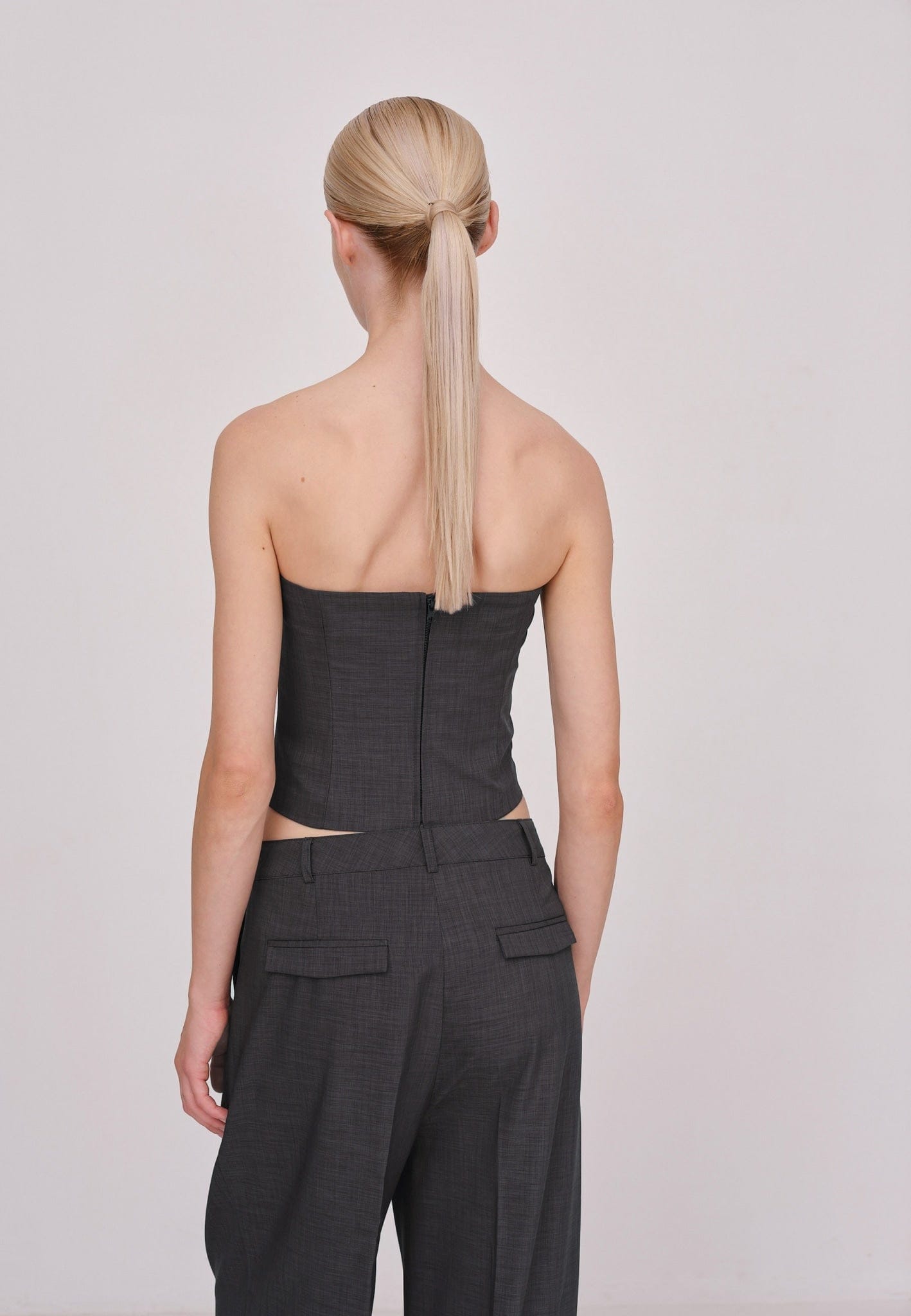 Cosima Top - Ebony made by HERSKIND