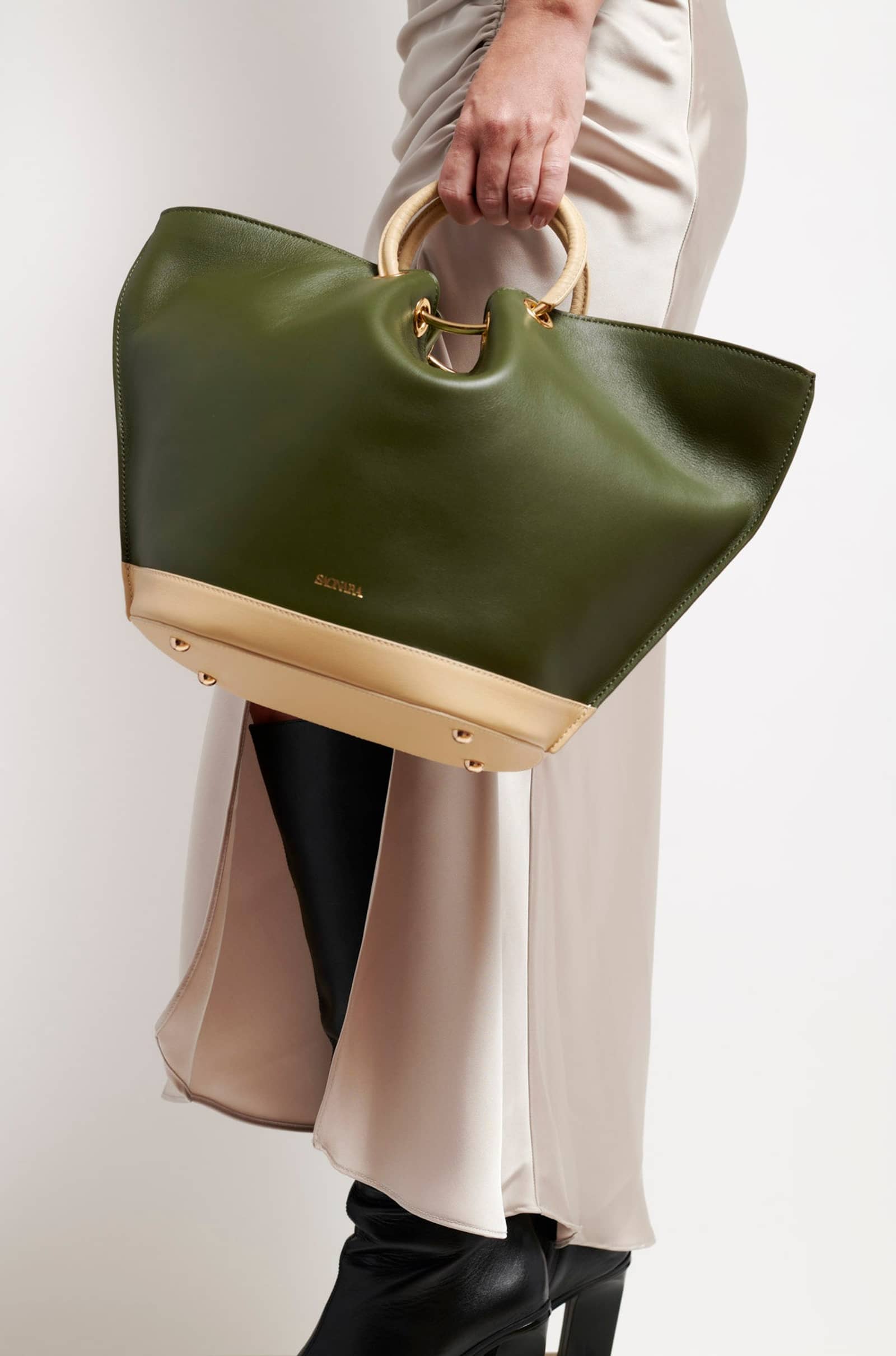 SAONARA BAG ARMY GREEN / CREAM LEATHER made by Saonara