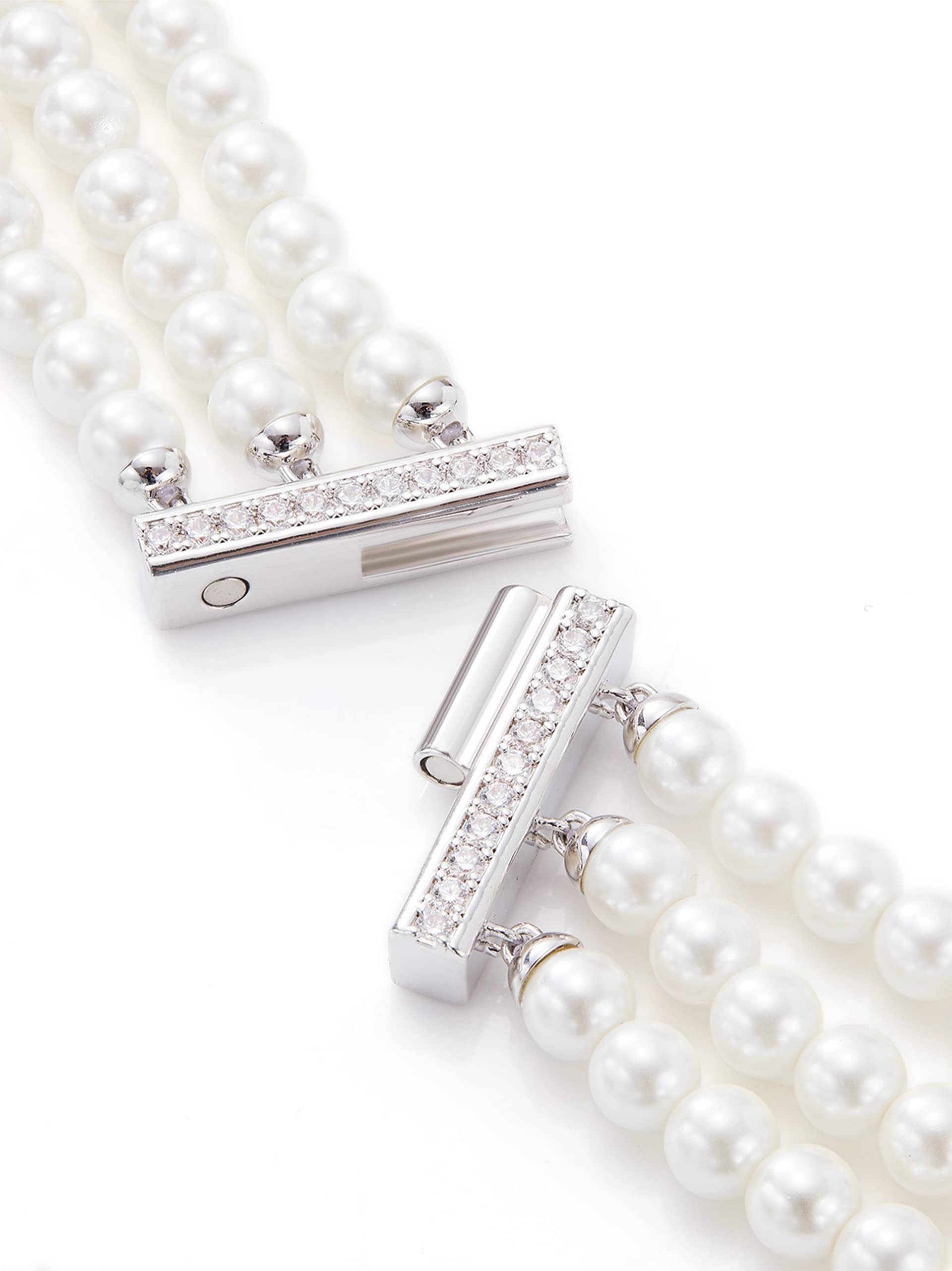 Maxine Necklace made by Nana Jacqueline