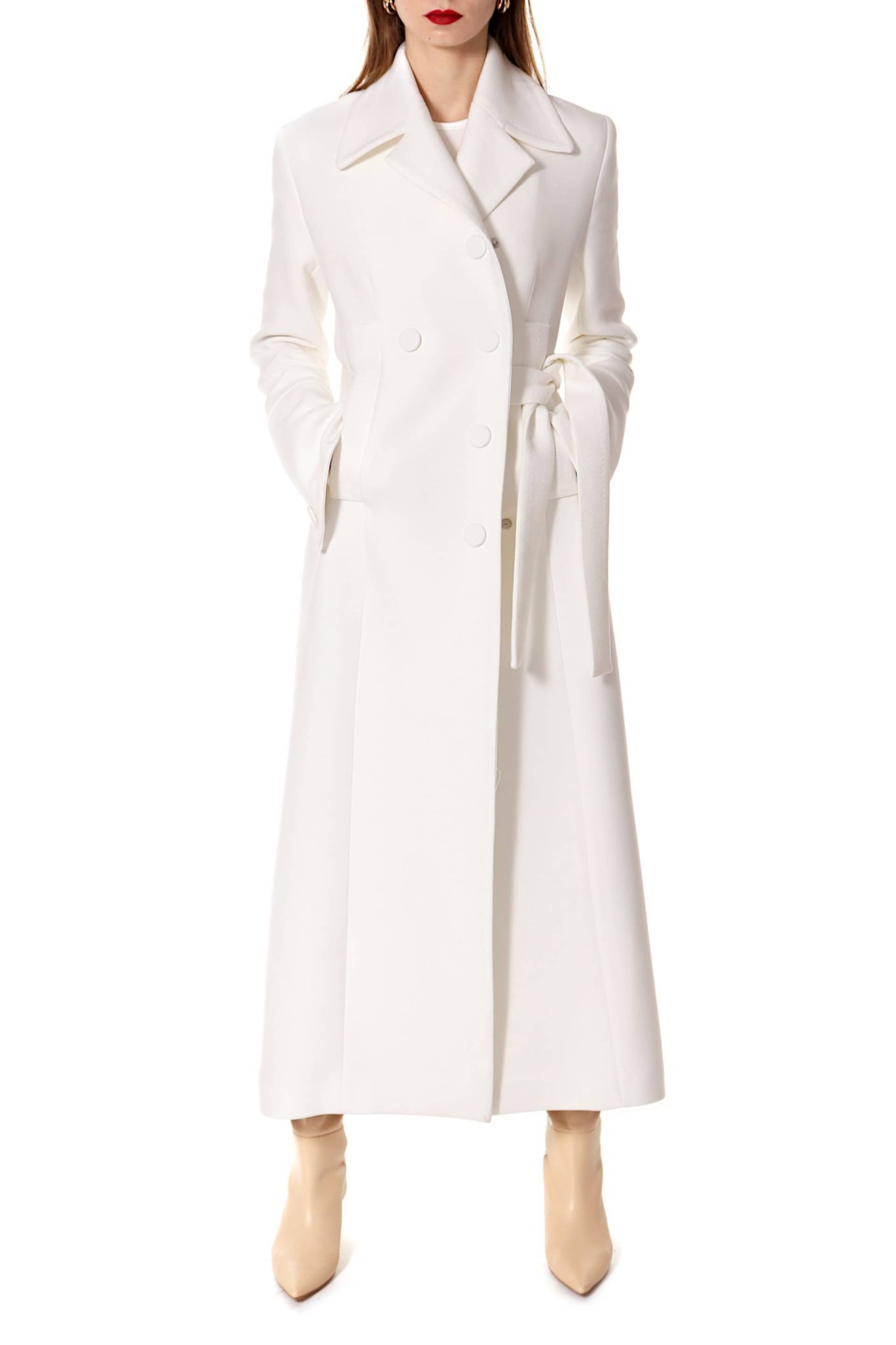 Coat Tilda Off White in White made by HALEWSKI