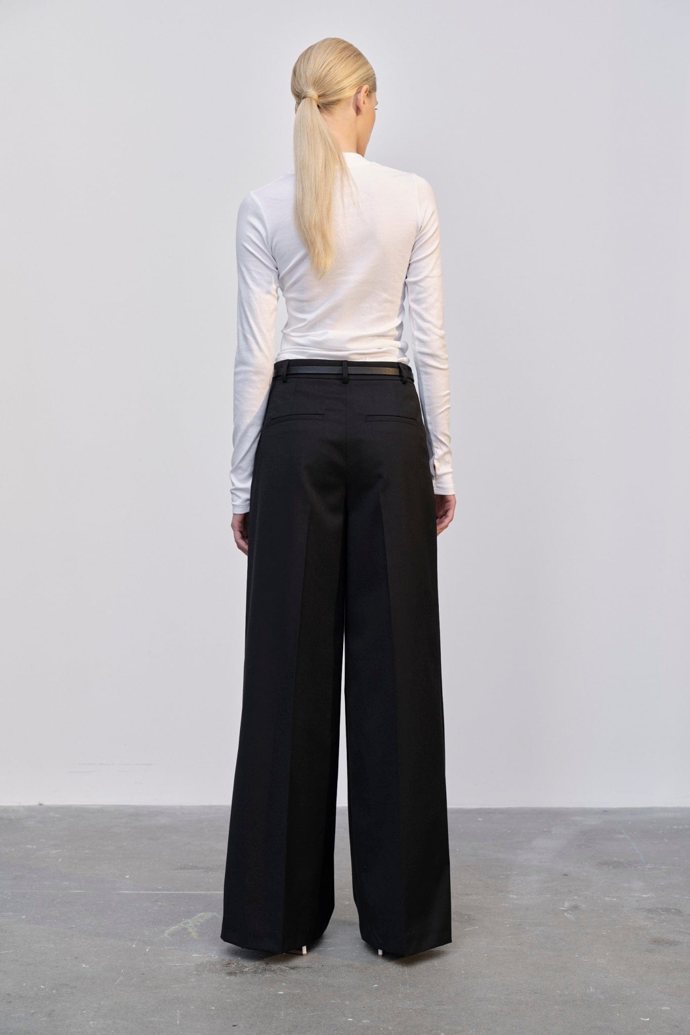 Kelly Pants - Black made by HERSKIND