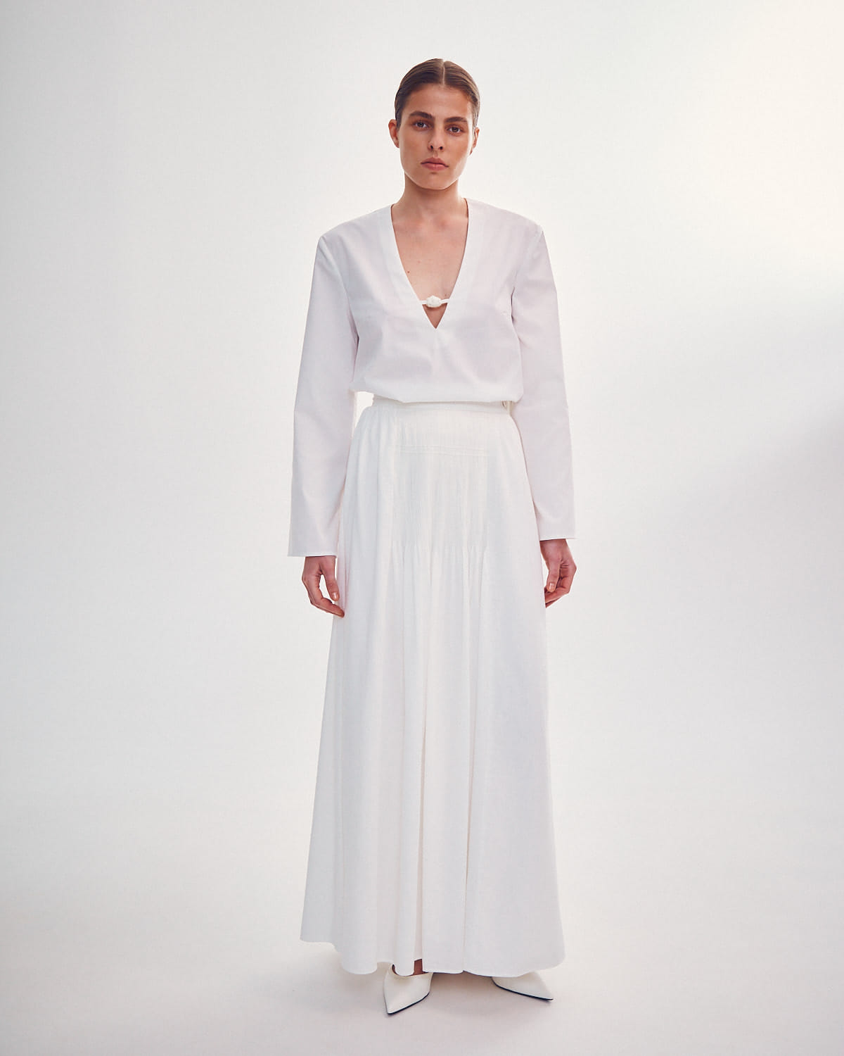 SHIRT WITH A KNITTED BUTTON made by DELEGAN Clothes