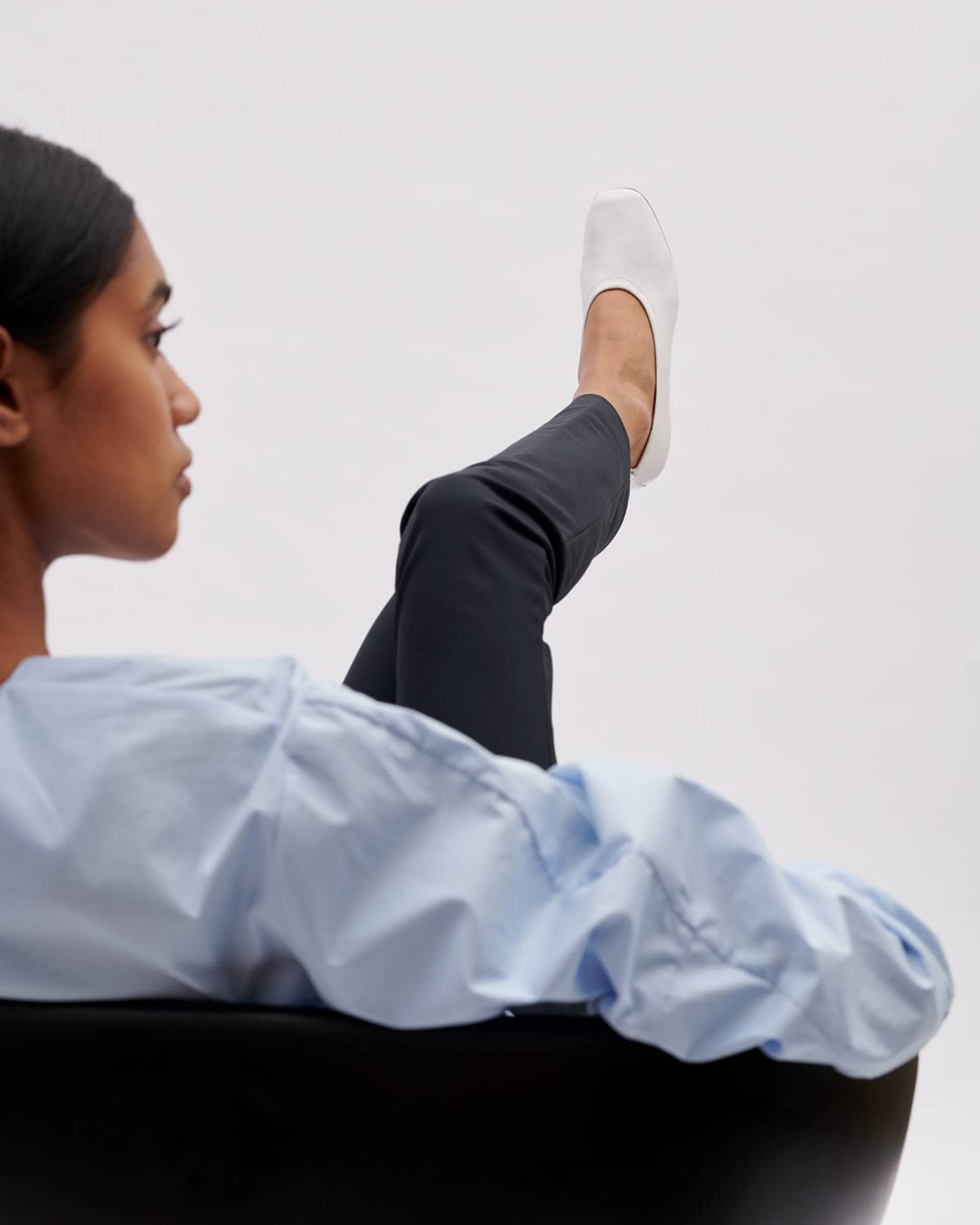 The Foundation Flat - White made by ESSEN