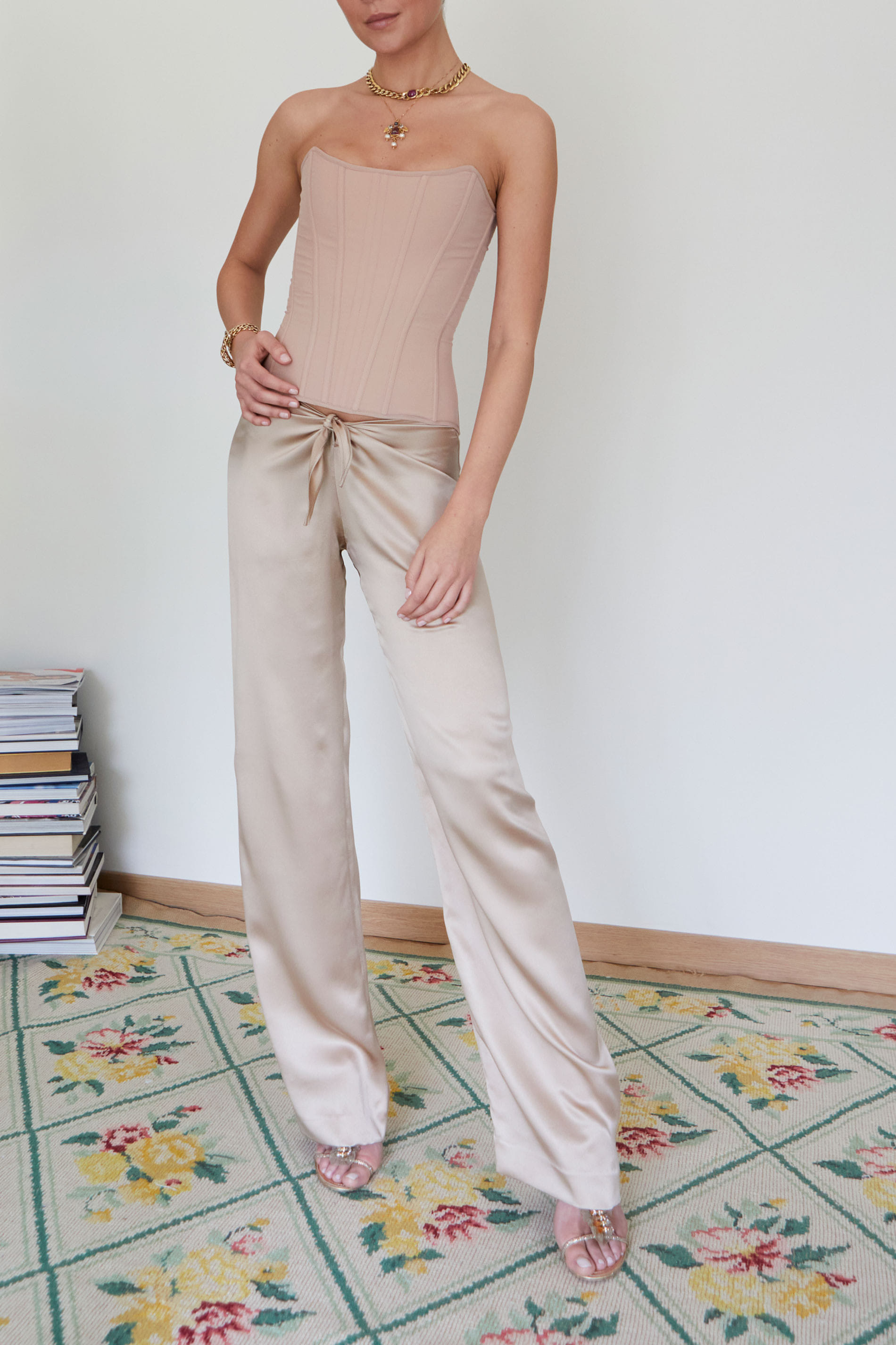 NIGHT BOW made by Alice Pons Milano