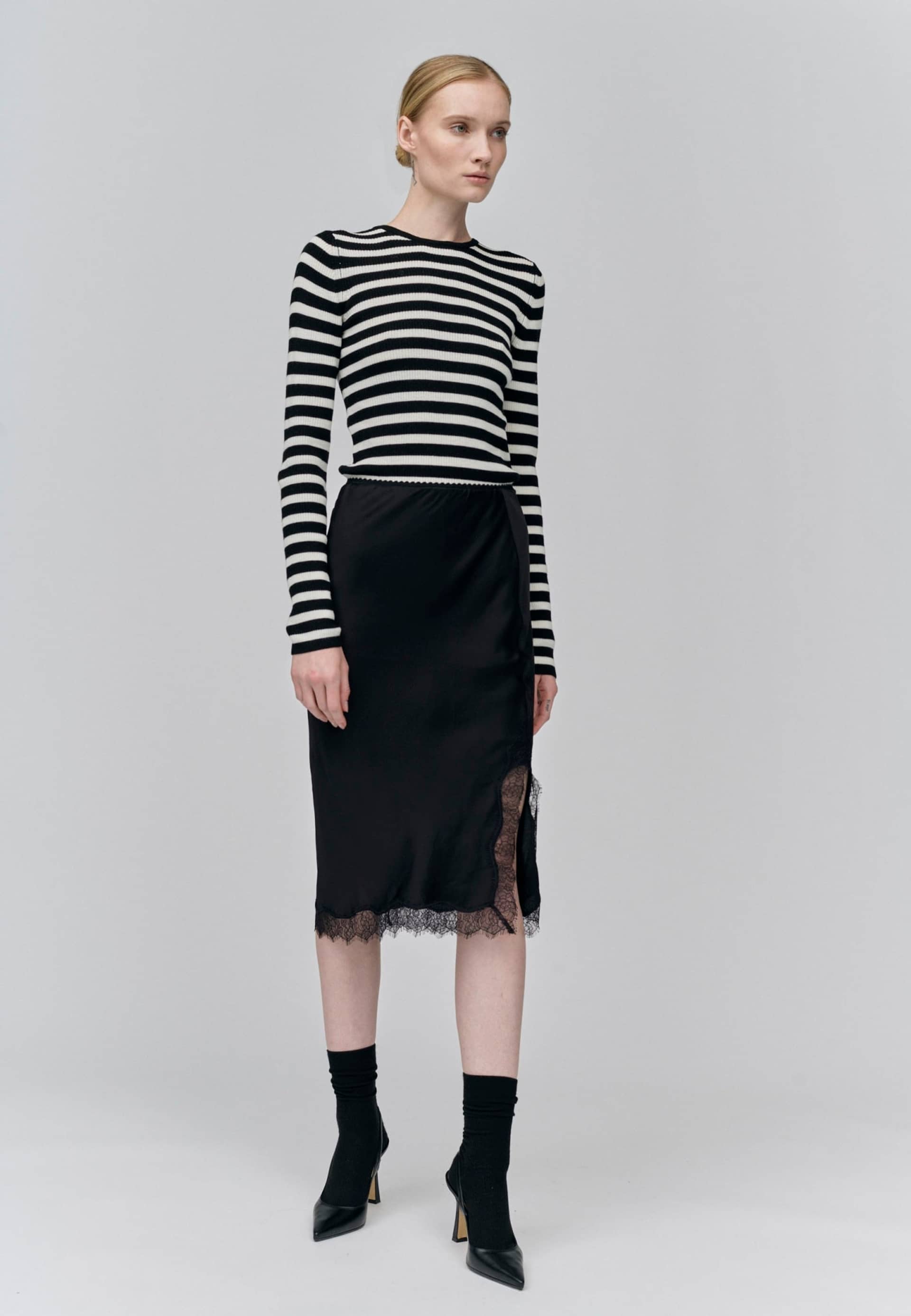Angel Skirt - Black in Black made by HERSKIND
