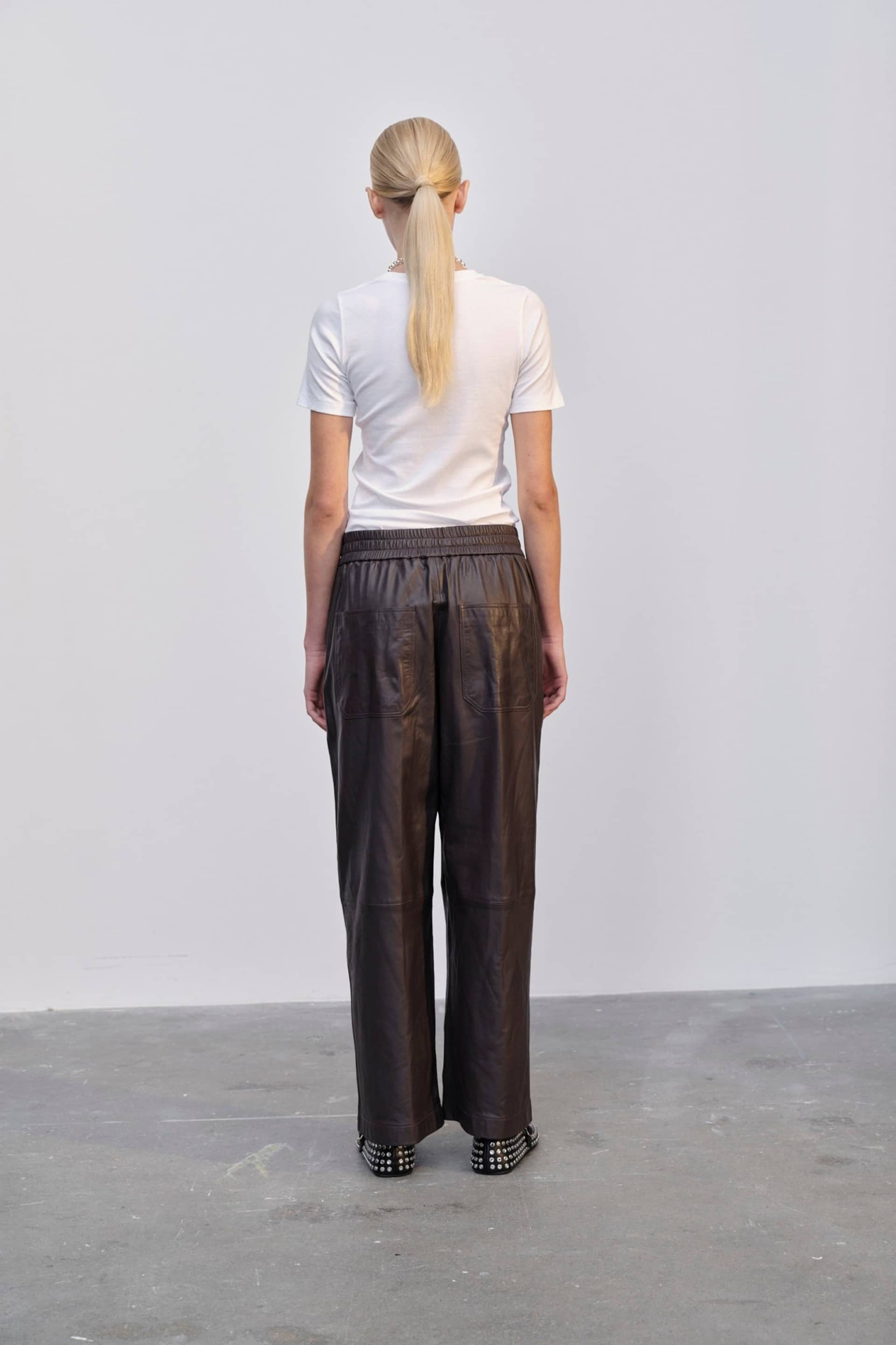 Eagle Long Leather Pants - Oxblood made by HERSKIND