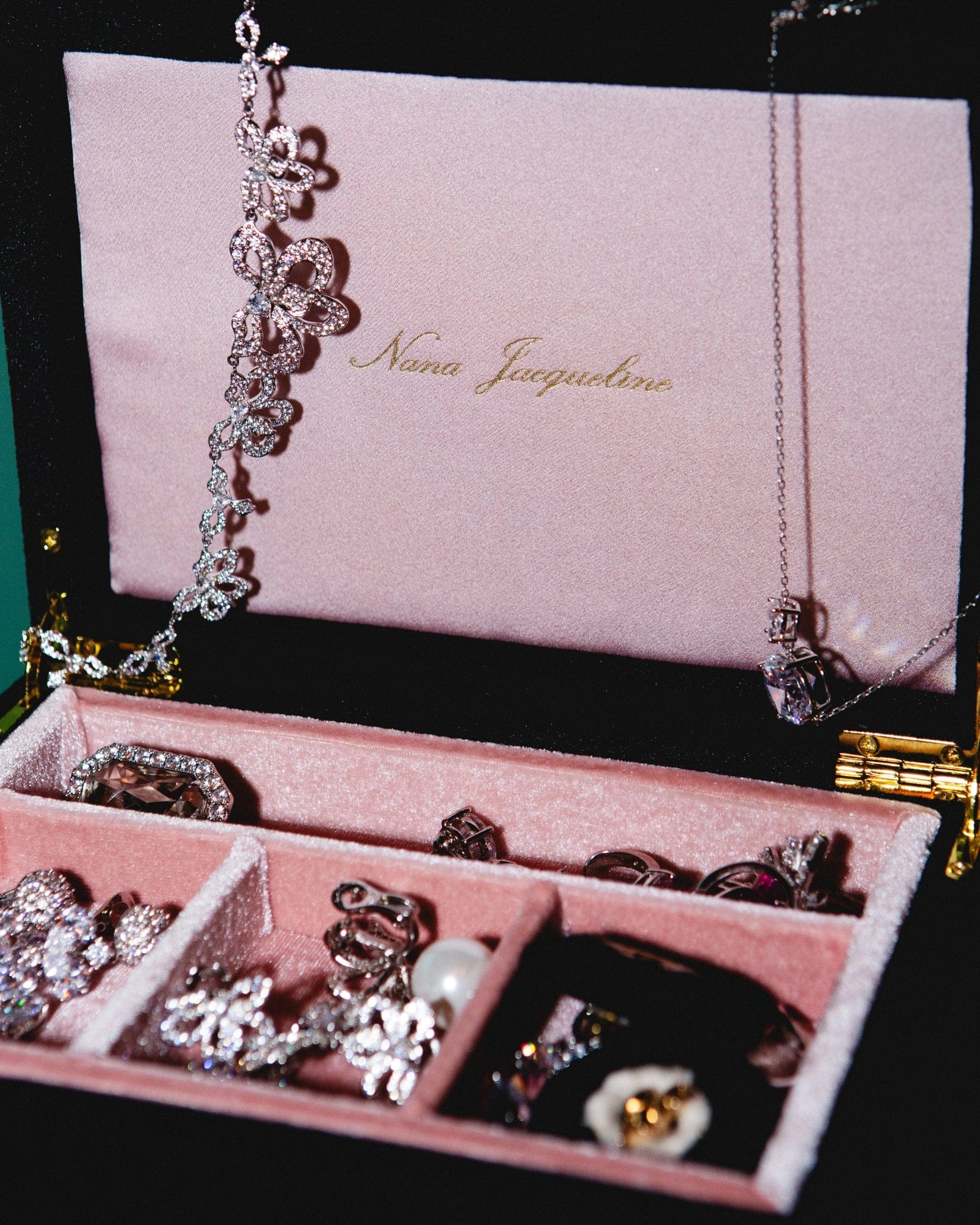 Evie Pearl Necklace made by Nana Jacqueline