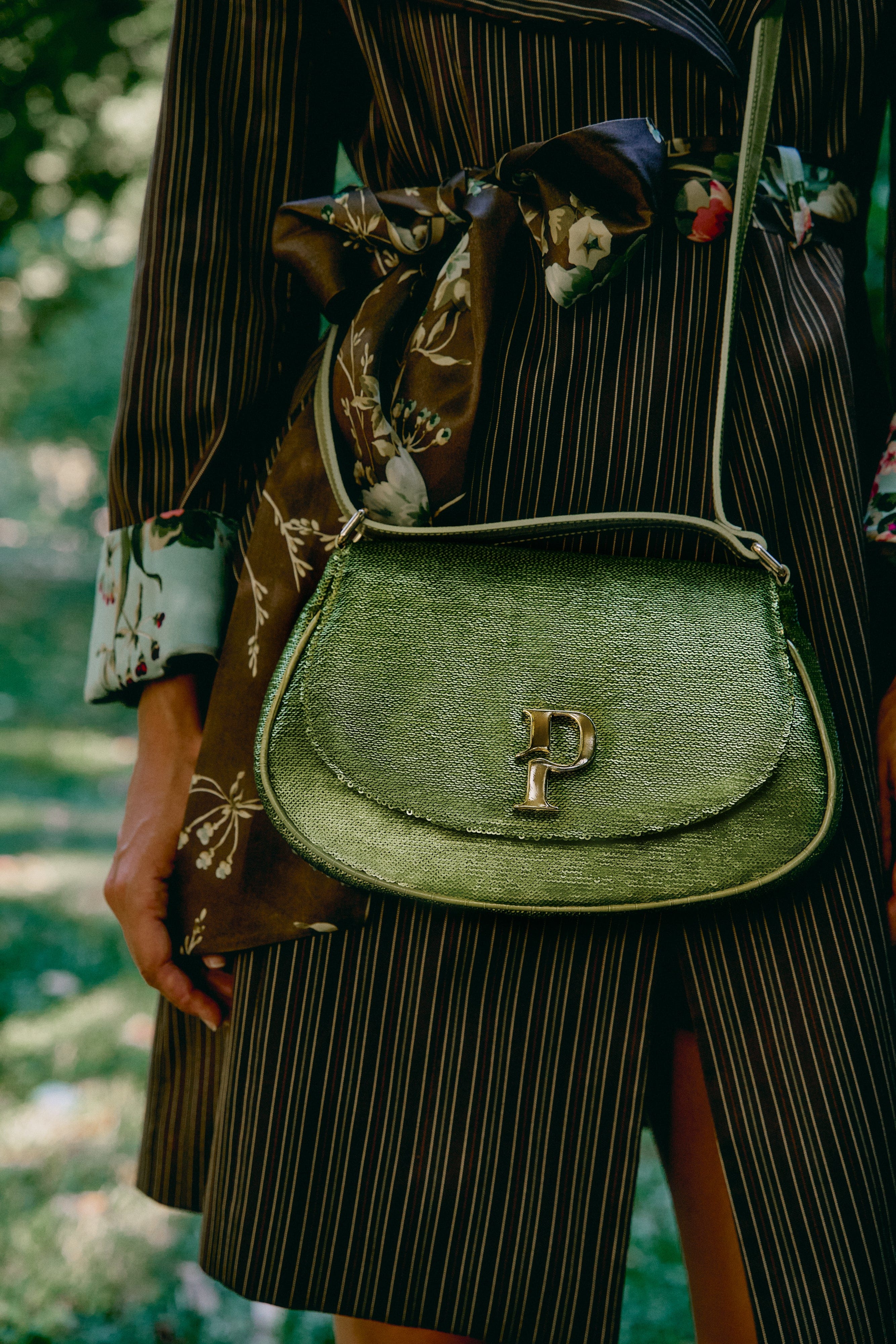 Paula sequins green made by Phialebel