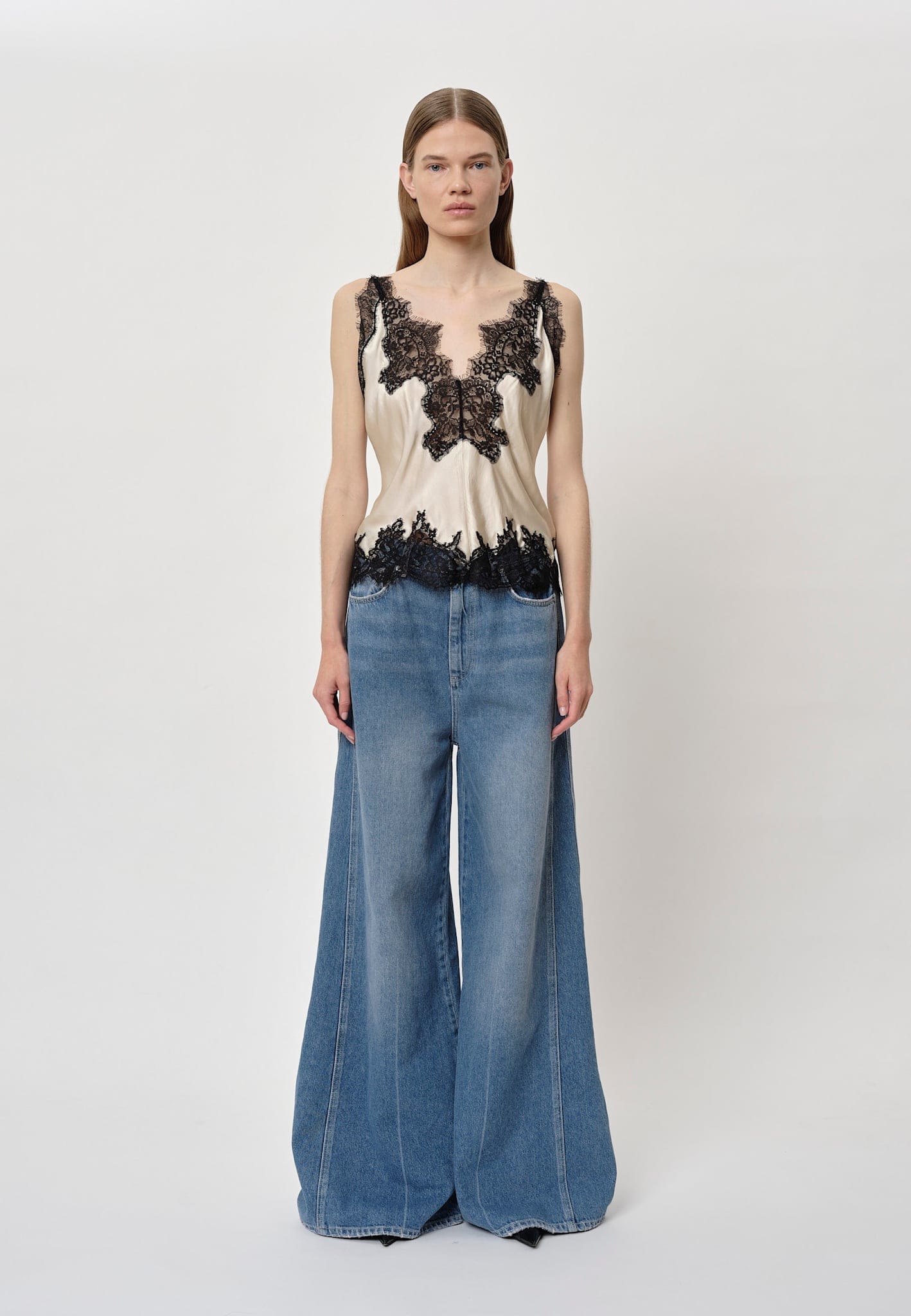 Katja Jeans - Light Indigo (Leg Size 30" - Short) made by HERSKIND
