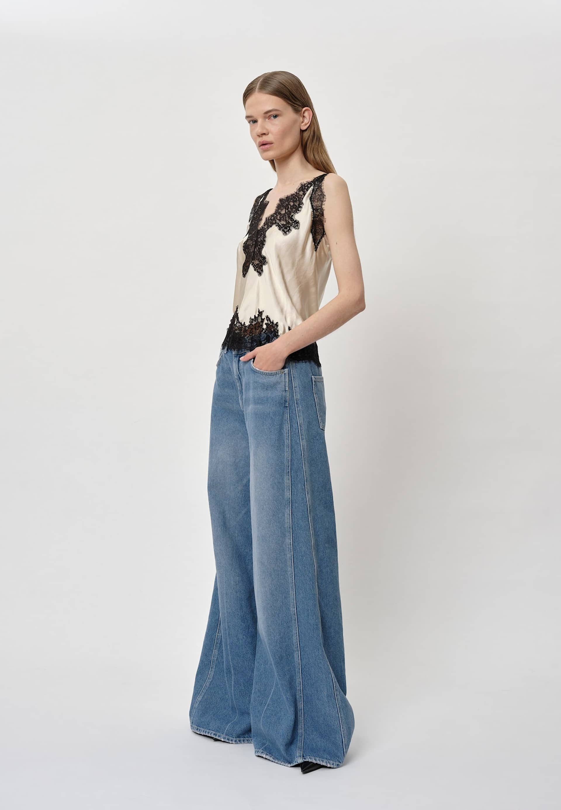 Katja Jeans - Light Indigo (Leg Size 30" - Short) made by HERSKIND