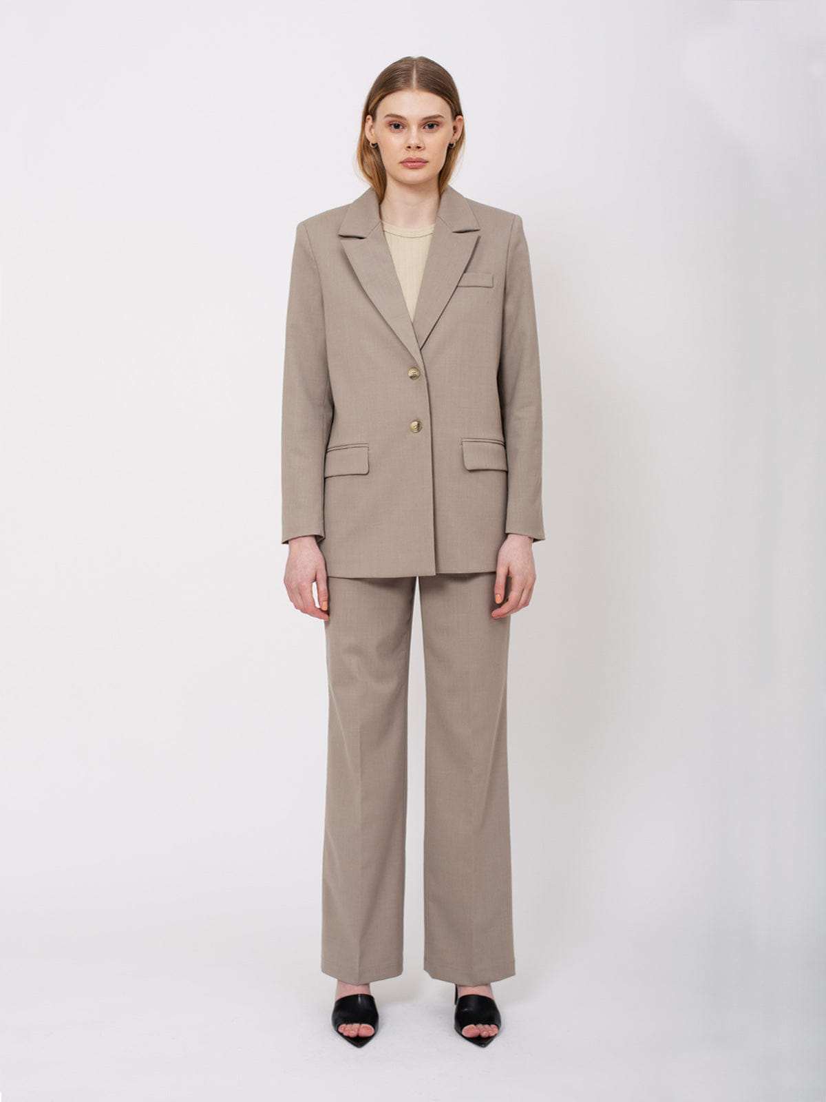 Heidi Wool Trousers in Brown made by AÉRYNE