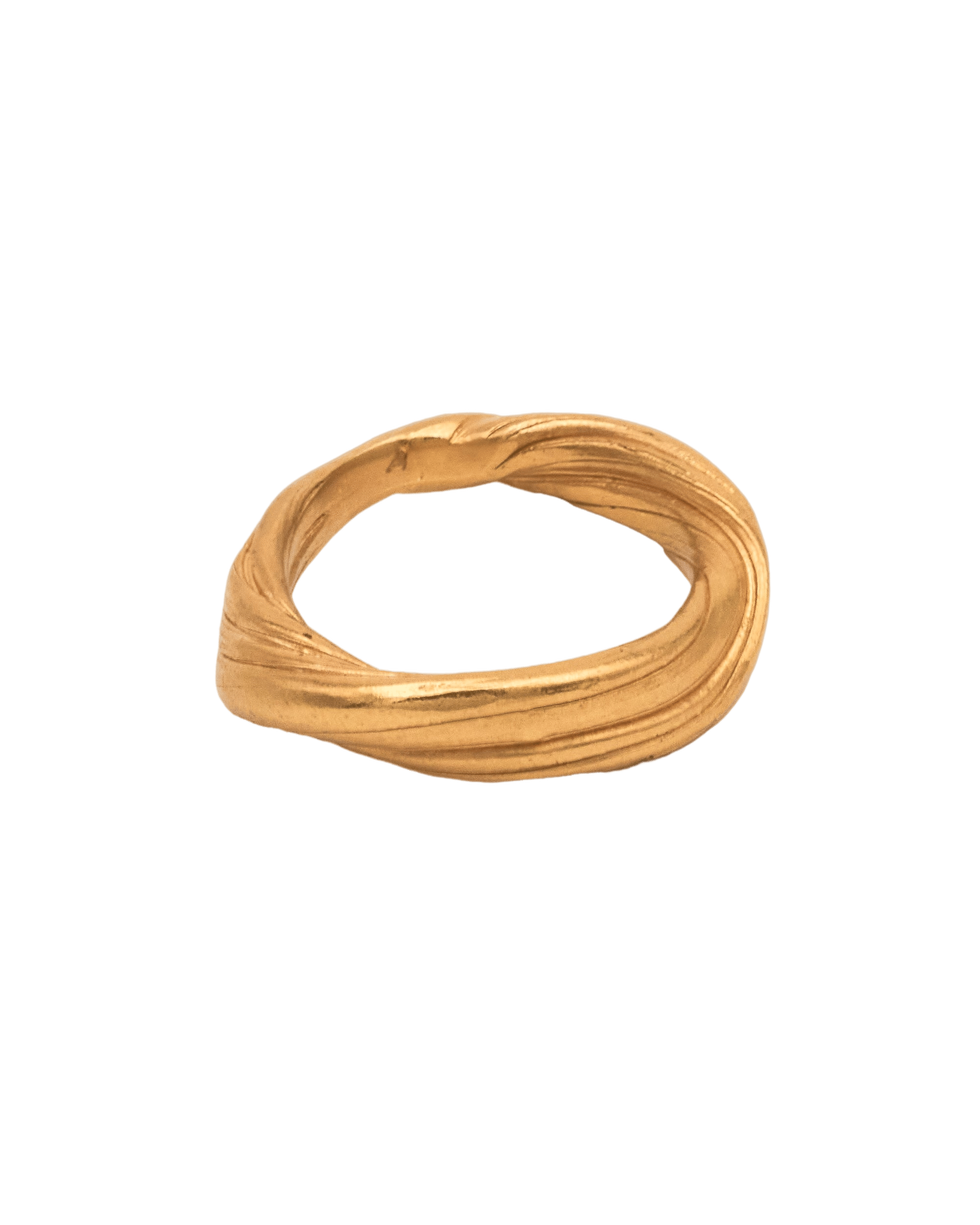 CUMARU RING made by Carolina De Barros