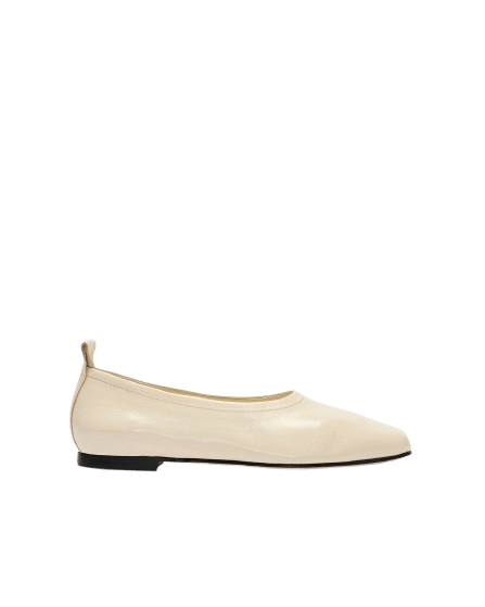 The Foundation Flat - Cream Patent made by ESSEN