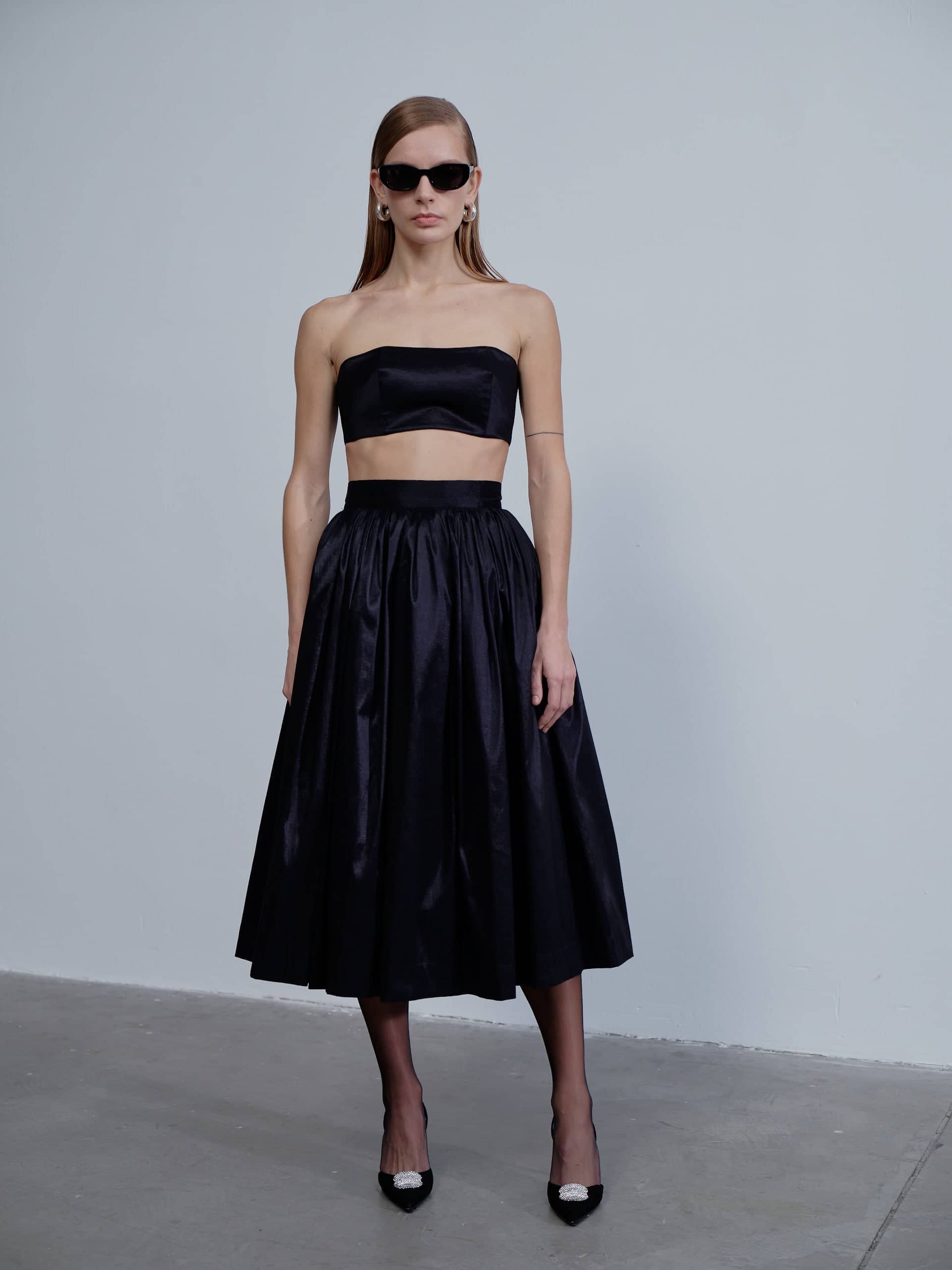 Lou Lou Top in Noire in Black made by Nazli Ceren