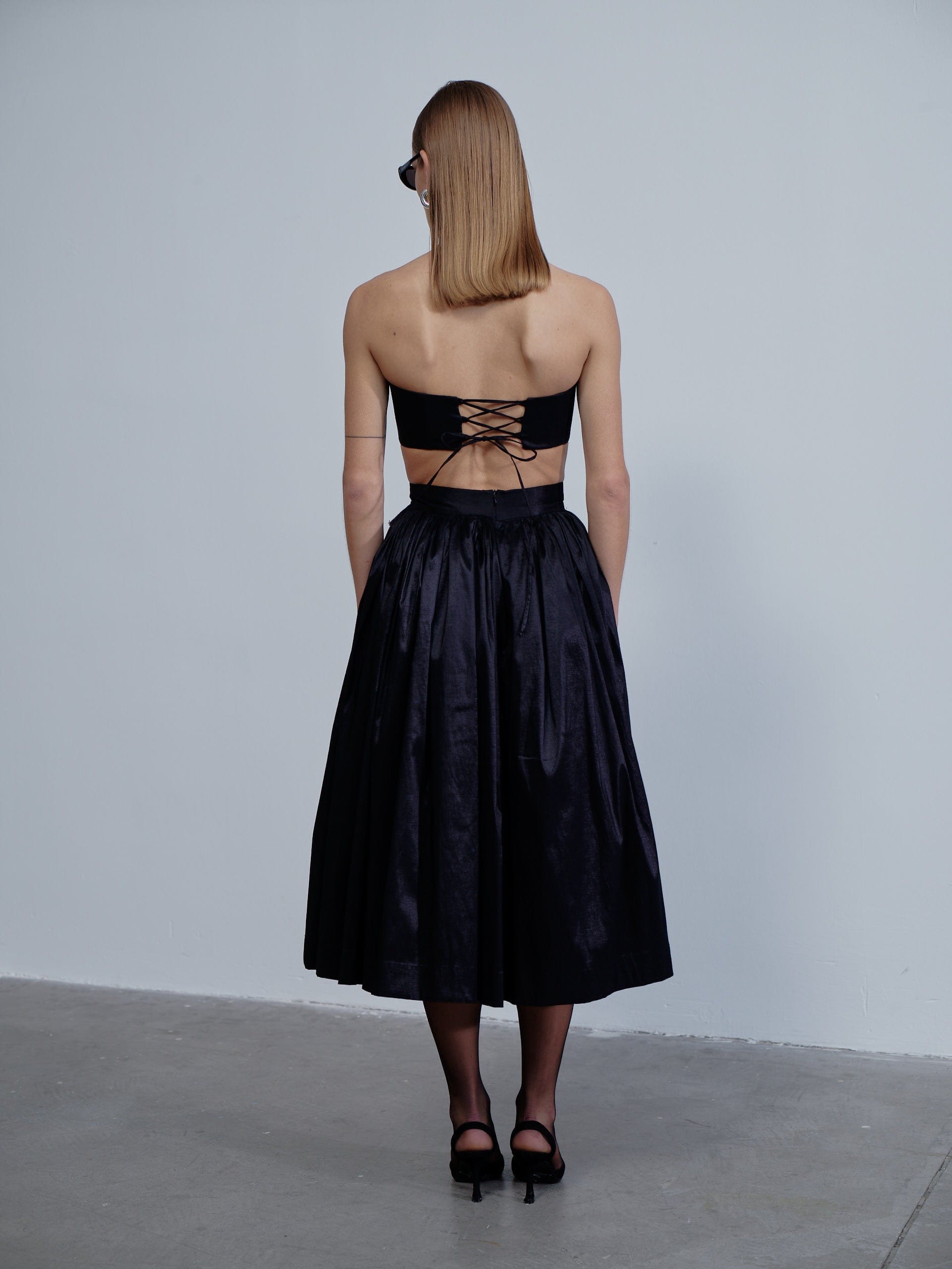 Lou Lou Top in Noire in Black made by Nazli Ceren