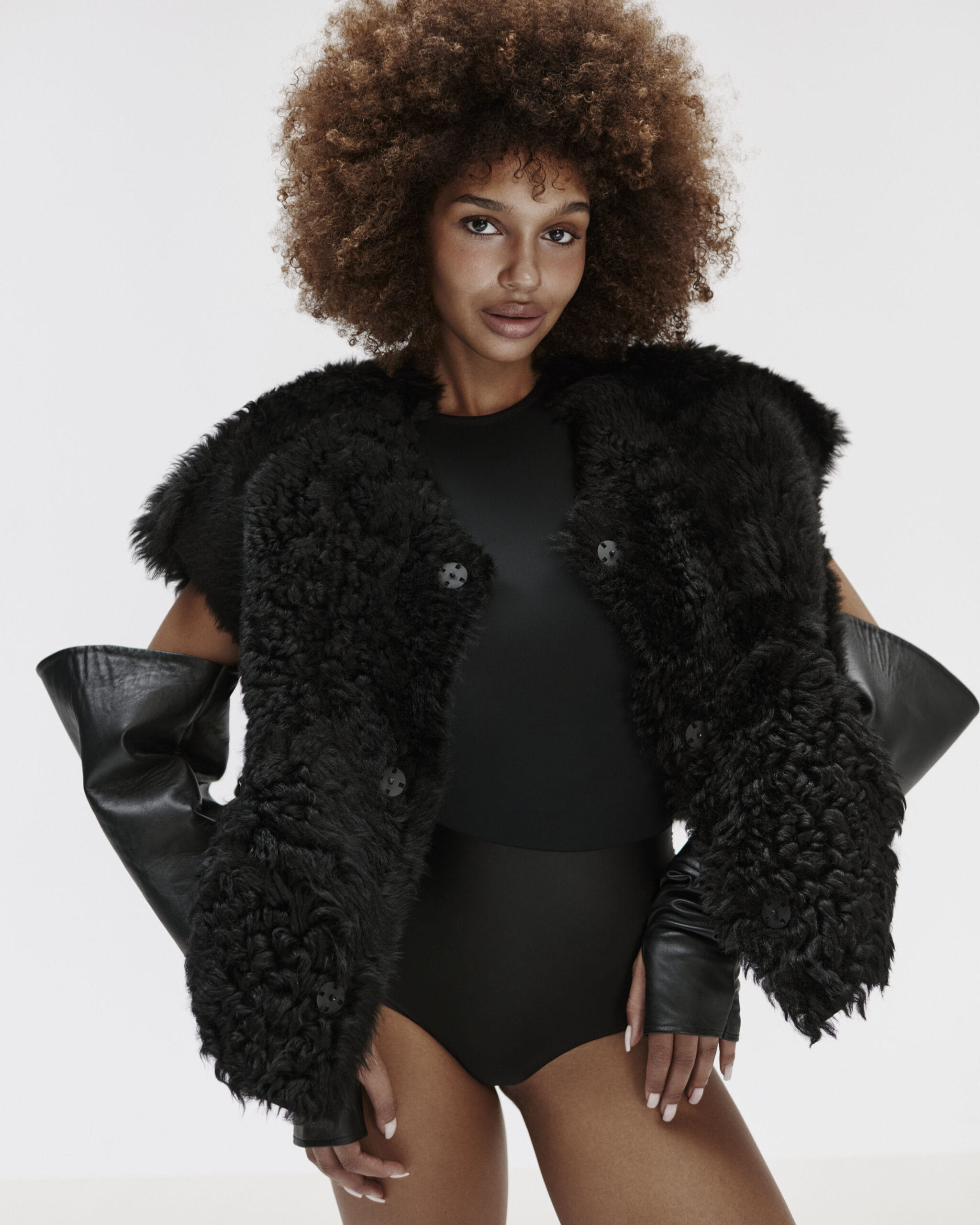 Long Leather Gloves In Black made by YAVORSKA