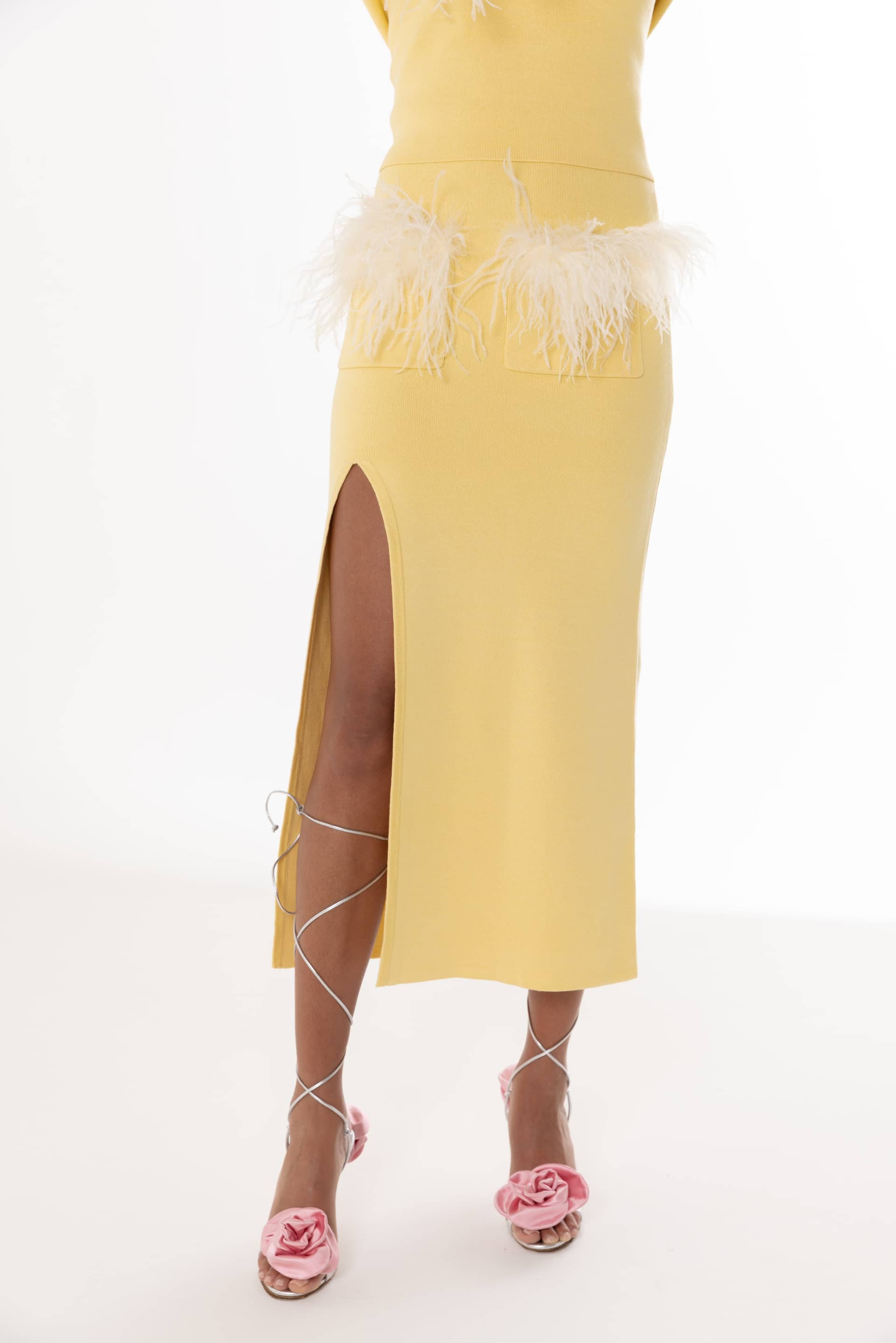Yellow Vanilla Knit Skirt With Feathers made by ANDREEVA