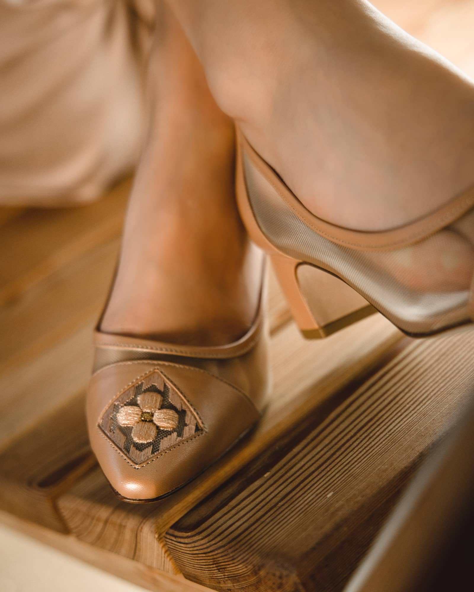 Fiorellini Pump Mesh 45 Tan in Beige made by ATANA