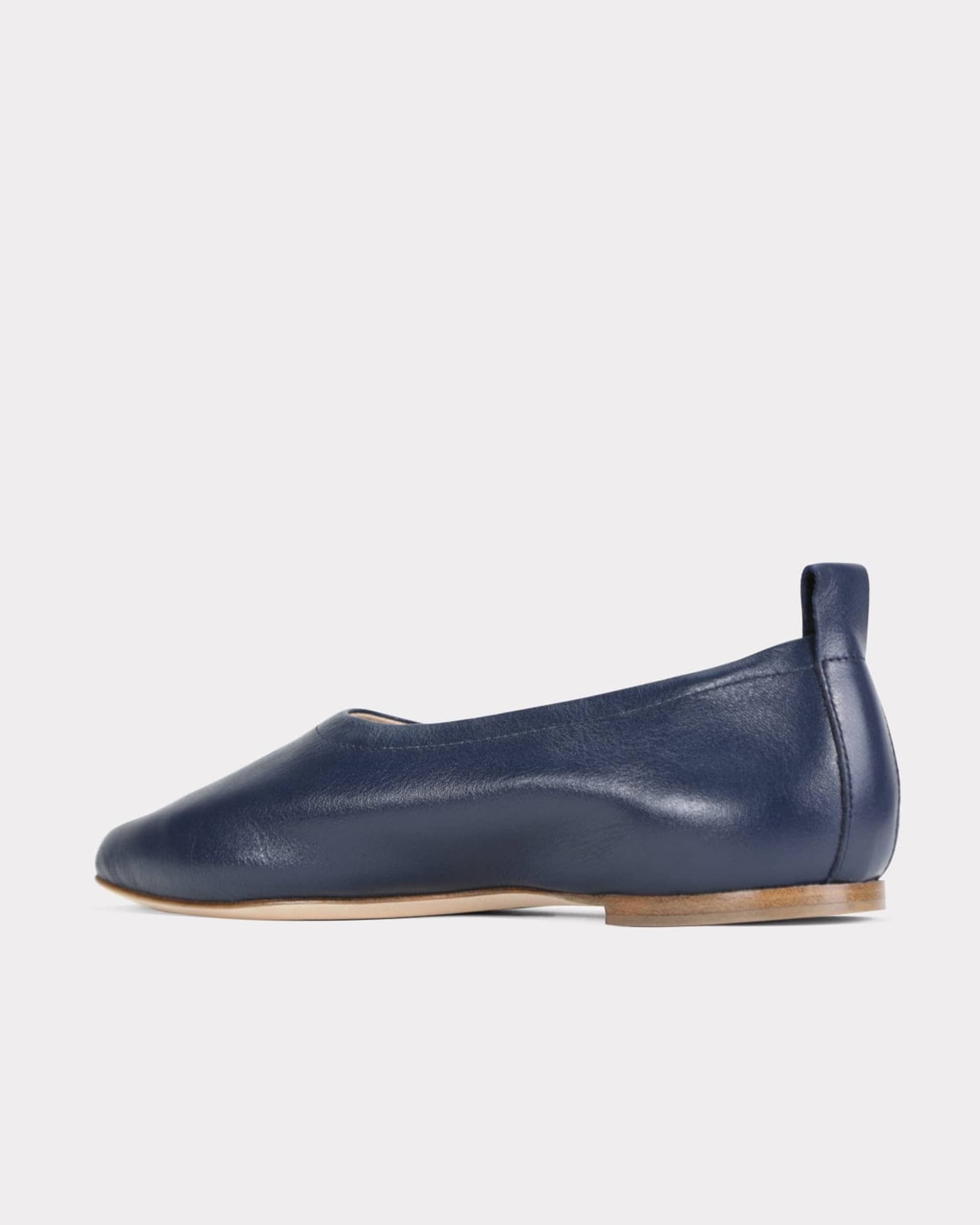 The Foundation Flat - Navy made by ESSEN