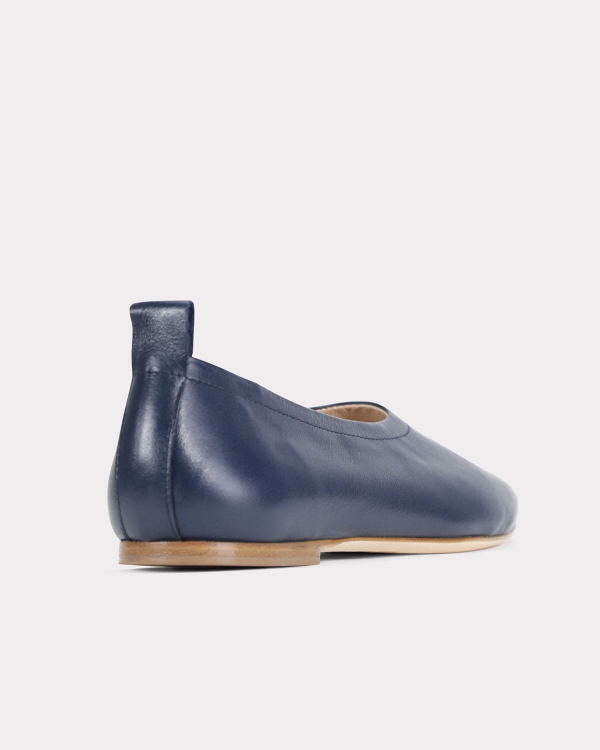 The Foundation Flat - Navy made by ESSEN