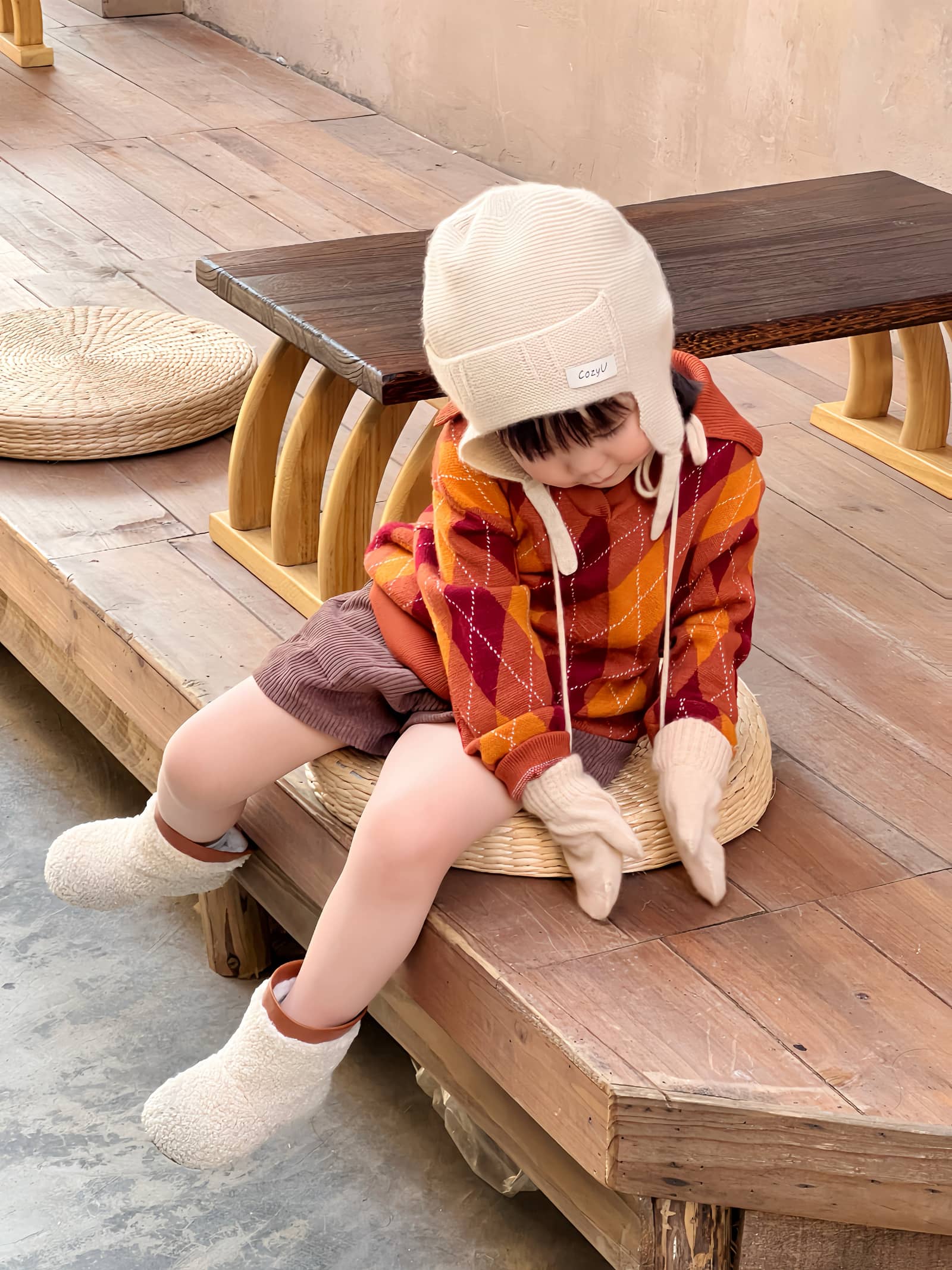 Gift Box | Almond Hat-Mittens Bundle made by CozyU