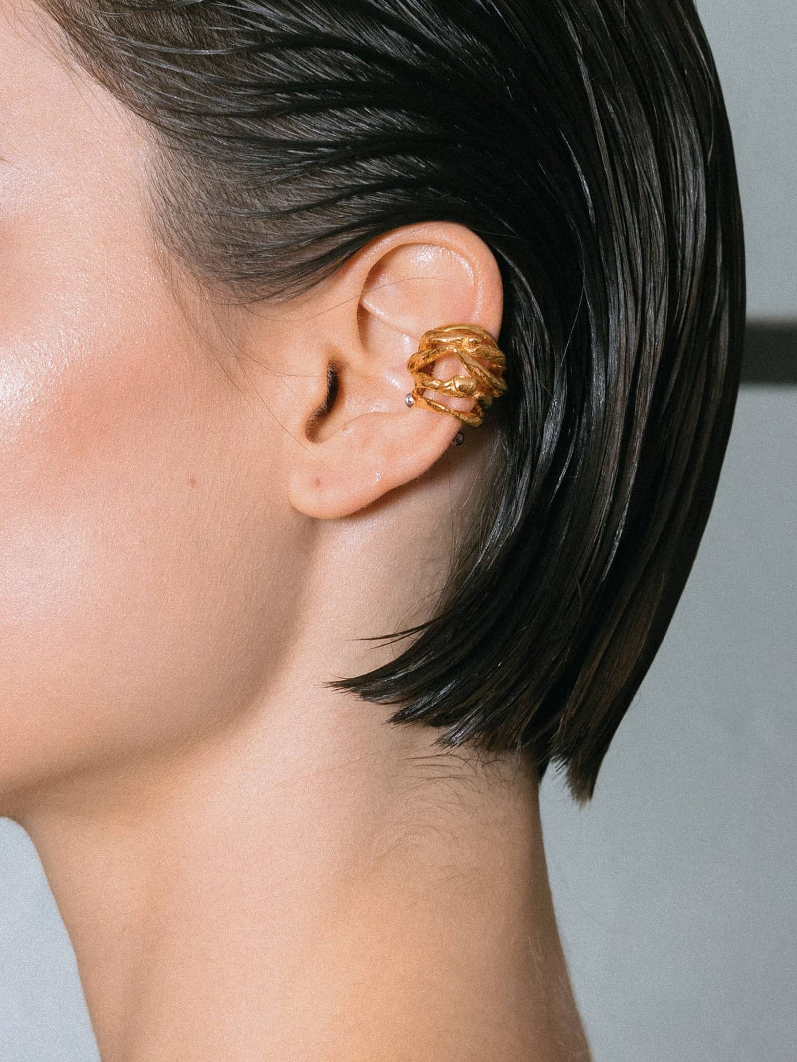 Talisman Wave Ear Cuff Gold made by Eva Remenyi