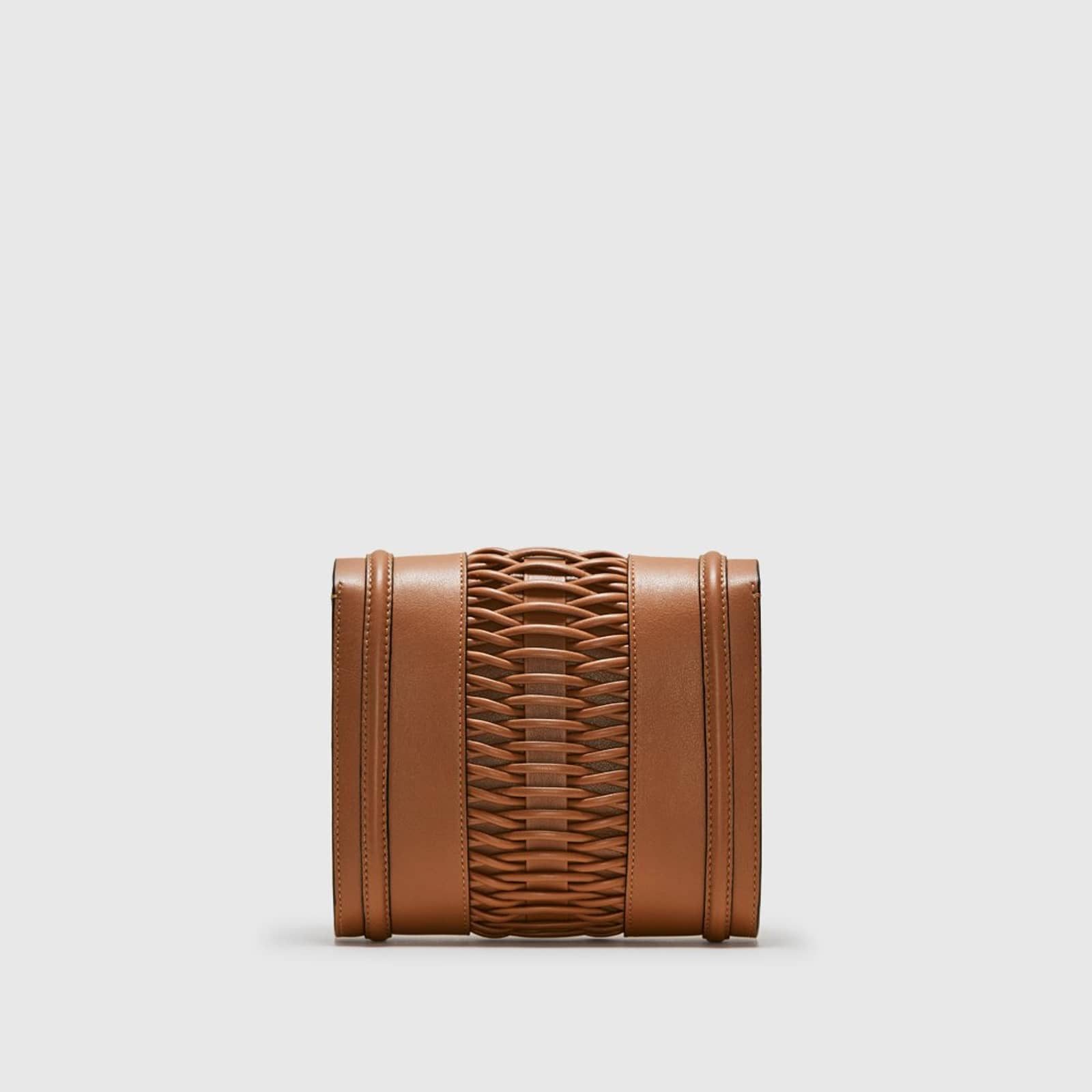 Mini Giovanna camel braided clutch made by Yliana Yepez