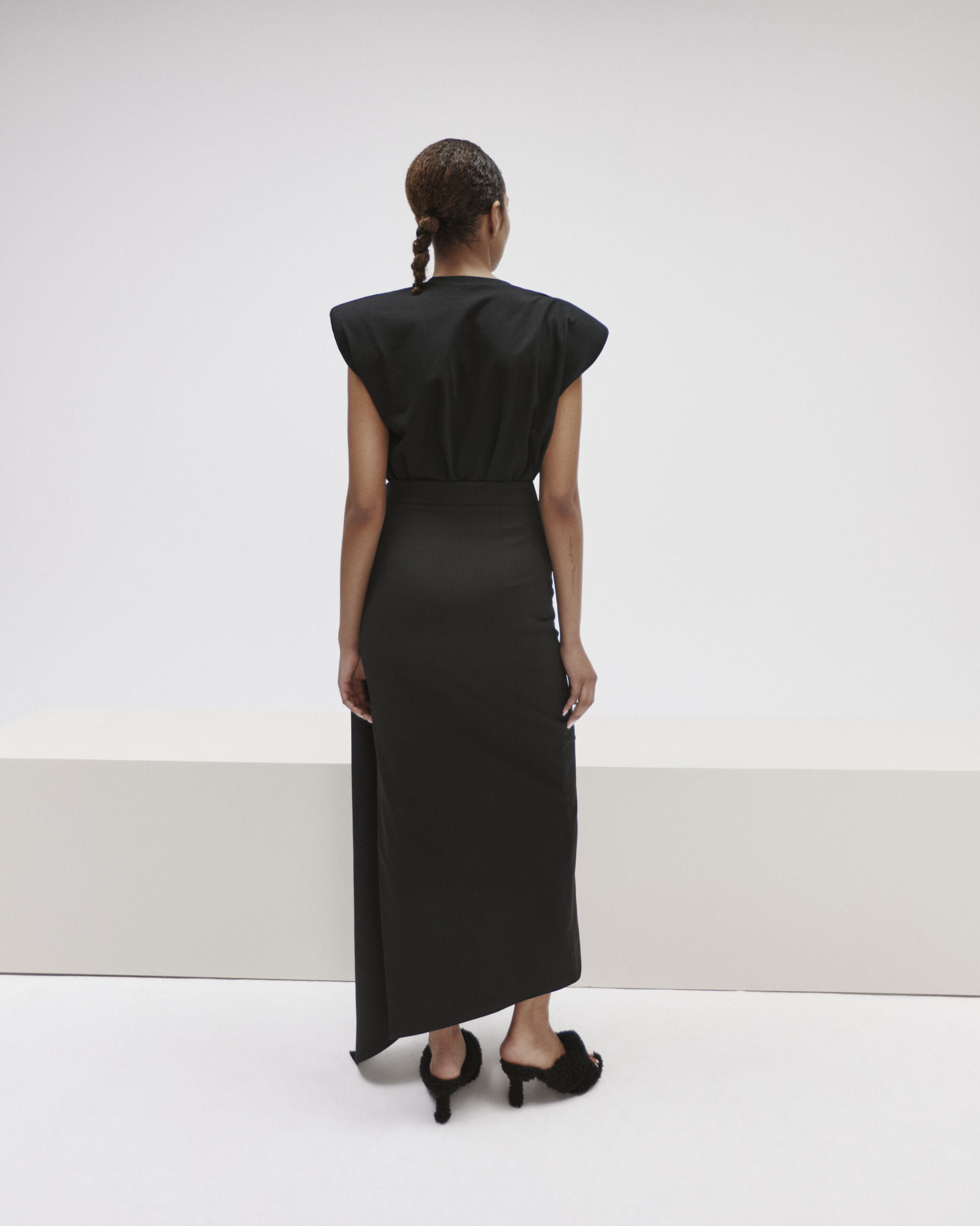 Maxi Skirt With Updo In Black made by YAVORSKA