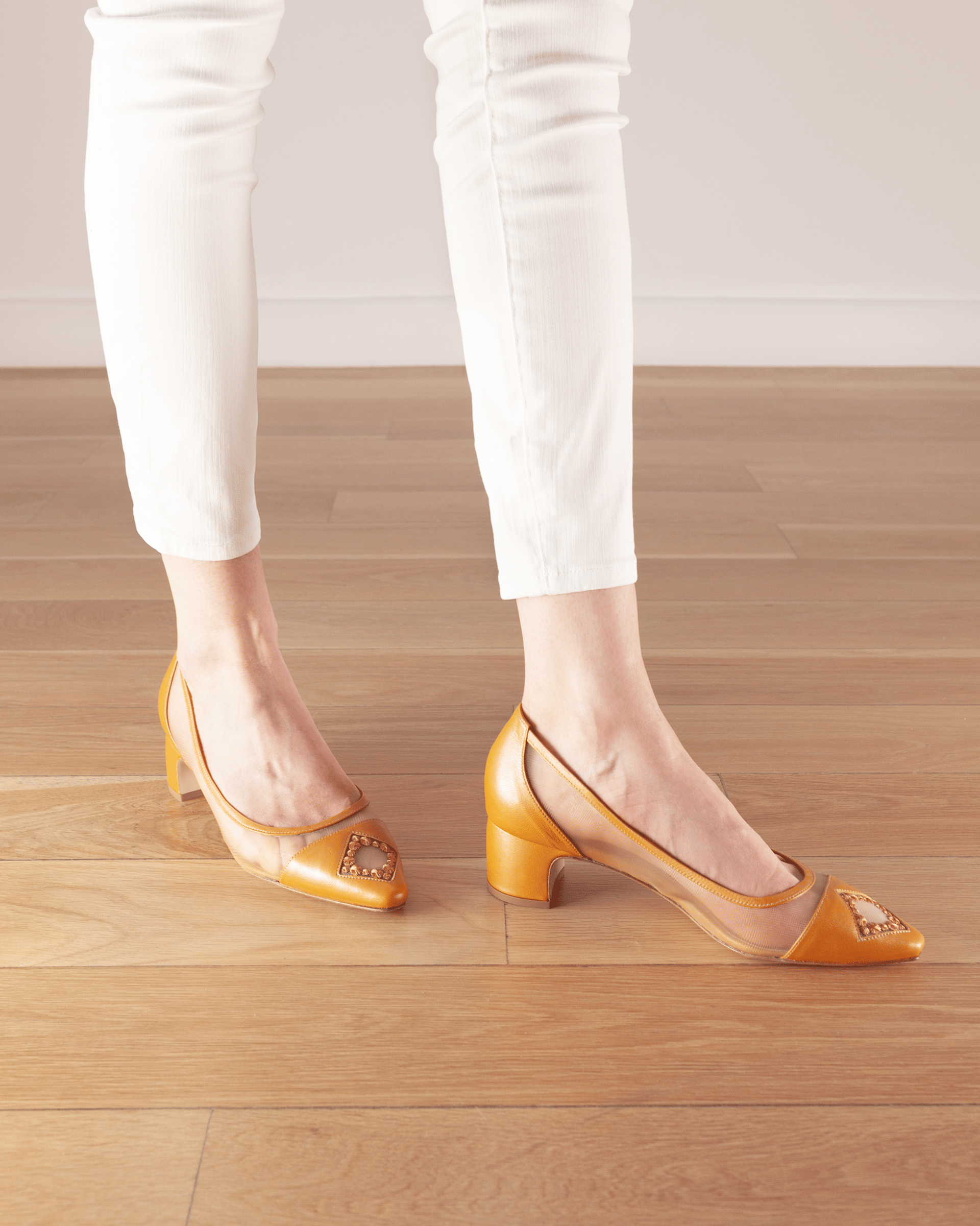 Pearls Pump 45 Orange in Orange made by ATANA