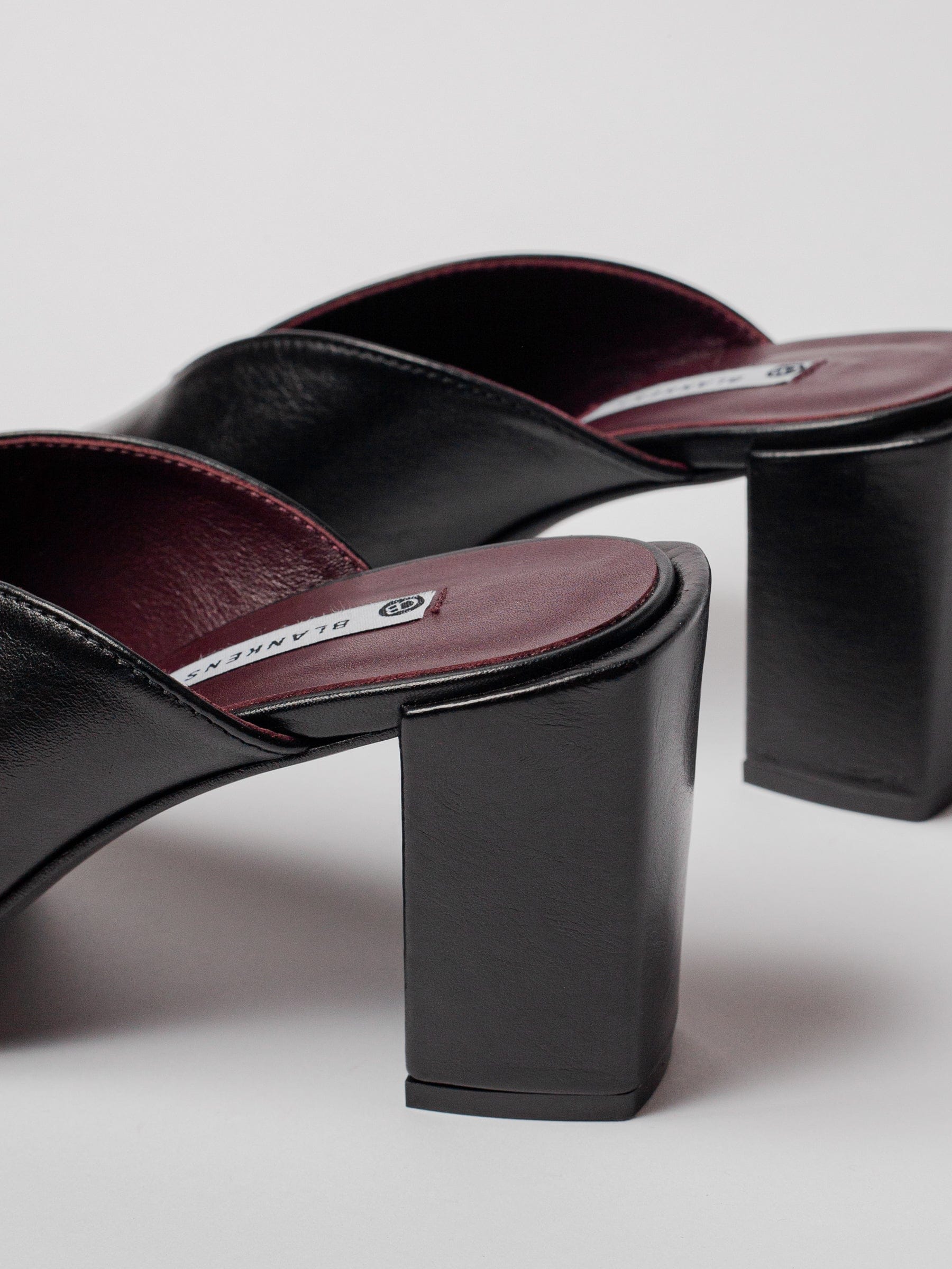 THE NOOSHI BLACK made by Blankens