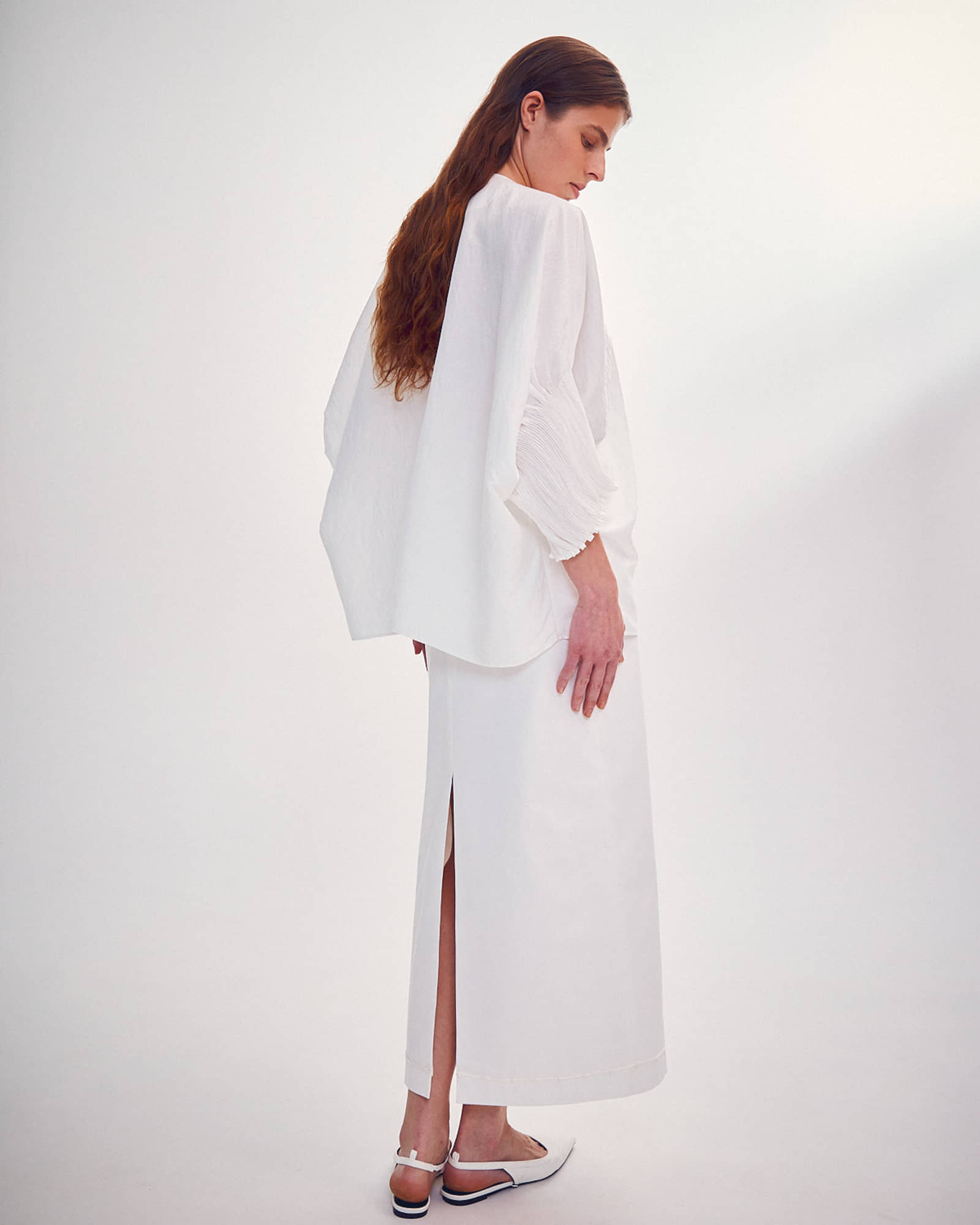 SKIRT WITH KNITTED ORNAMENT made by DELEGAN Clothes