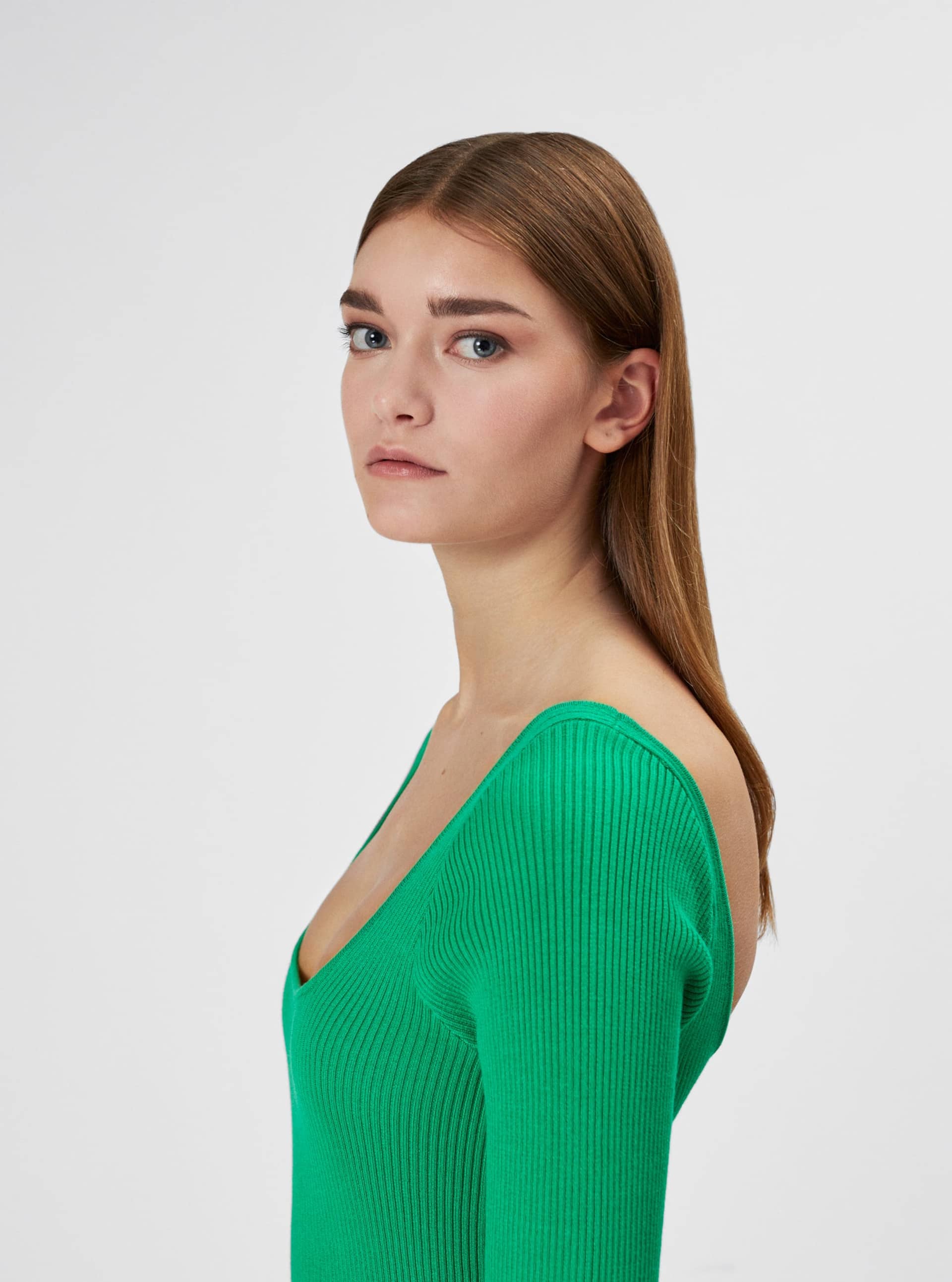 Noomi Dress in Green made by AÉRYNE