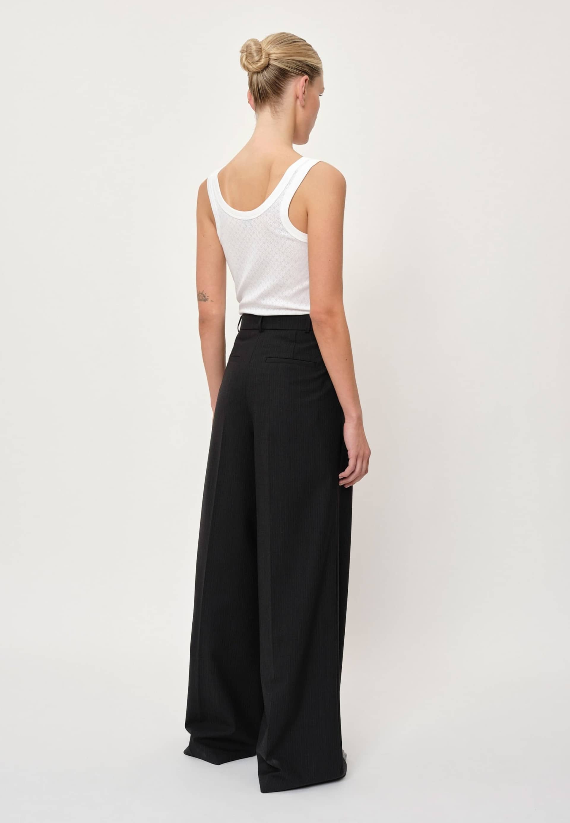 Hunter Top - Off White made by HERSKIND