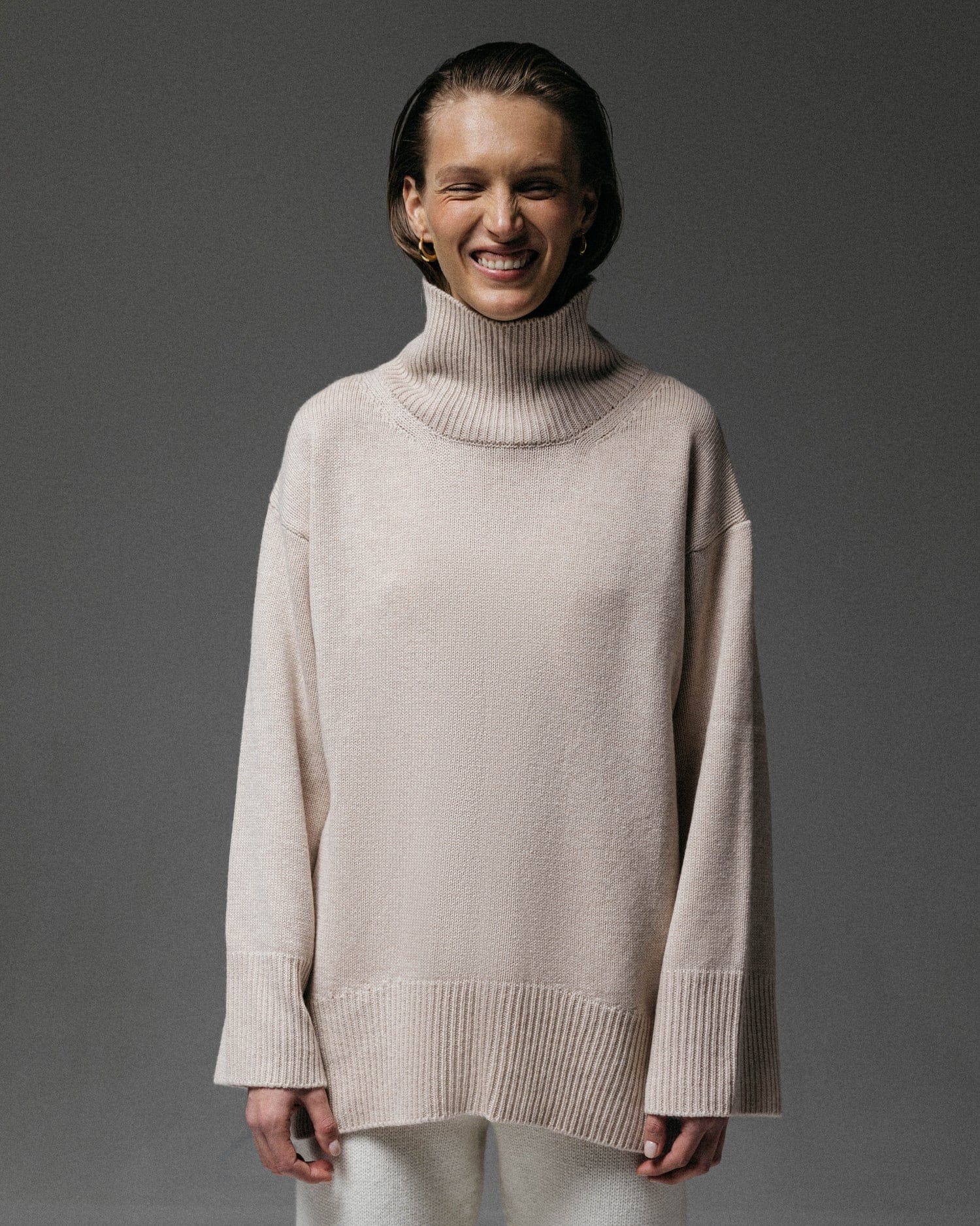 Noble cashmere sweater made by KNITEL